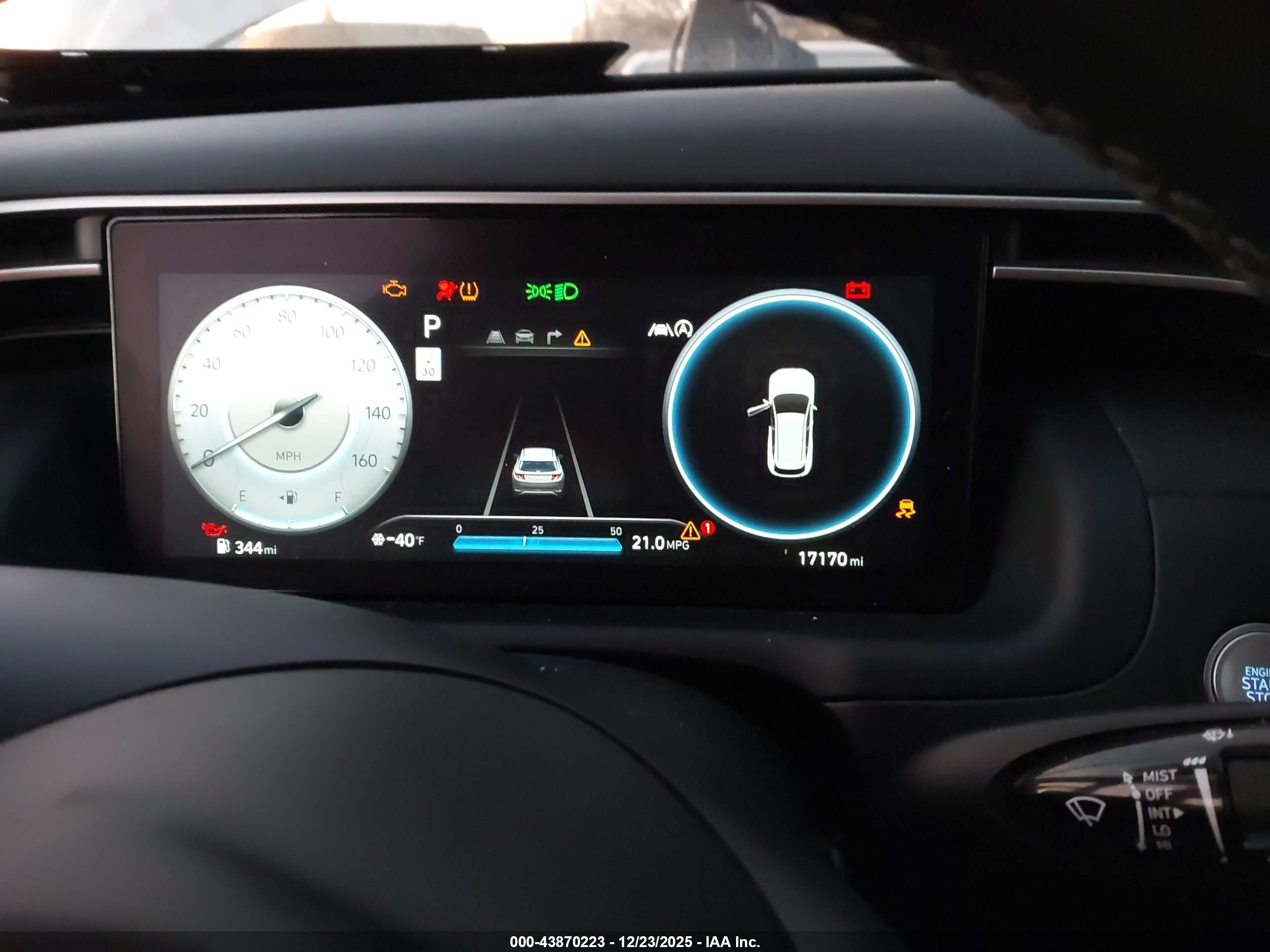 HYUNDAI TUCSON image 7