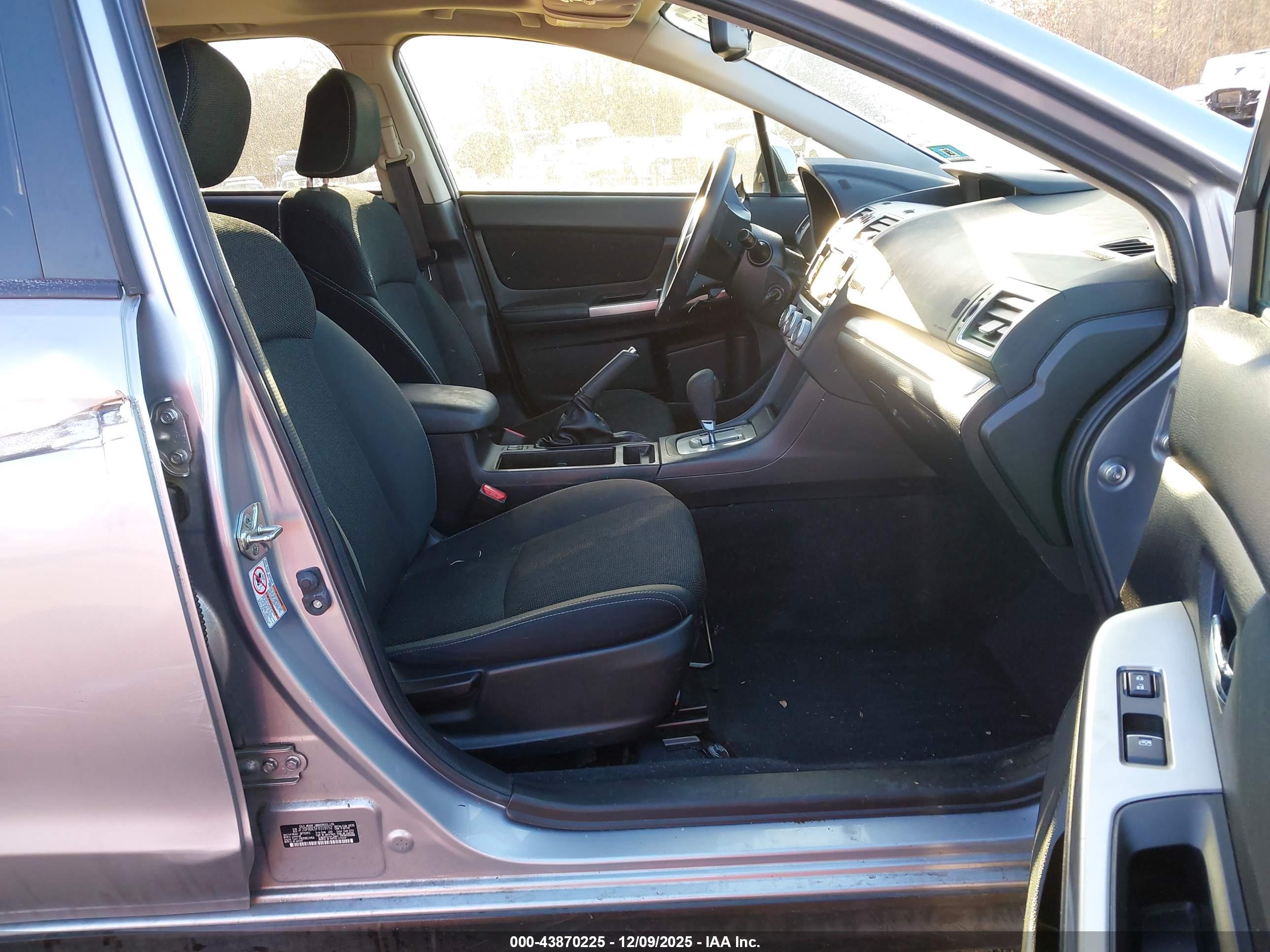 SUBARU XV image 5