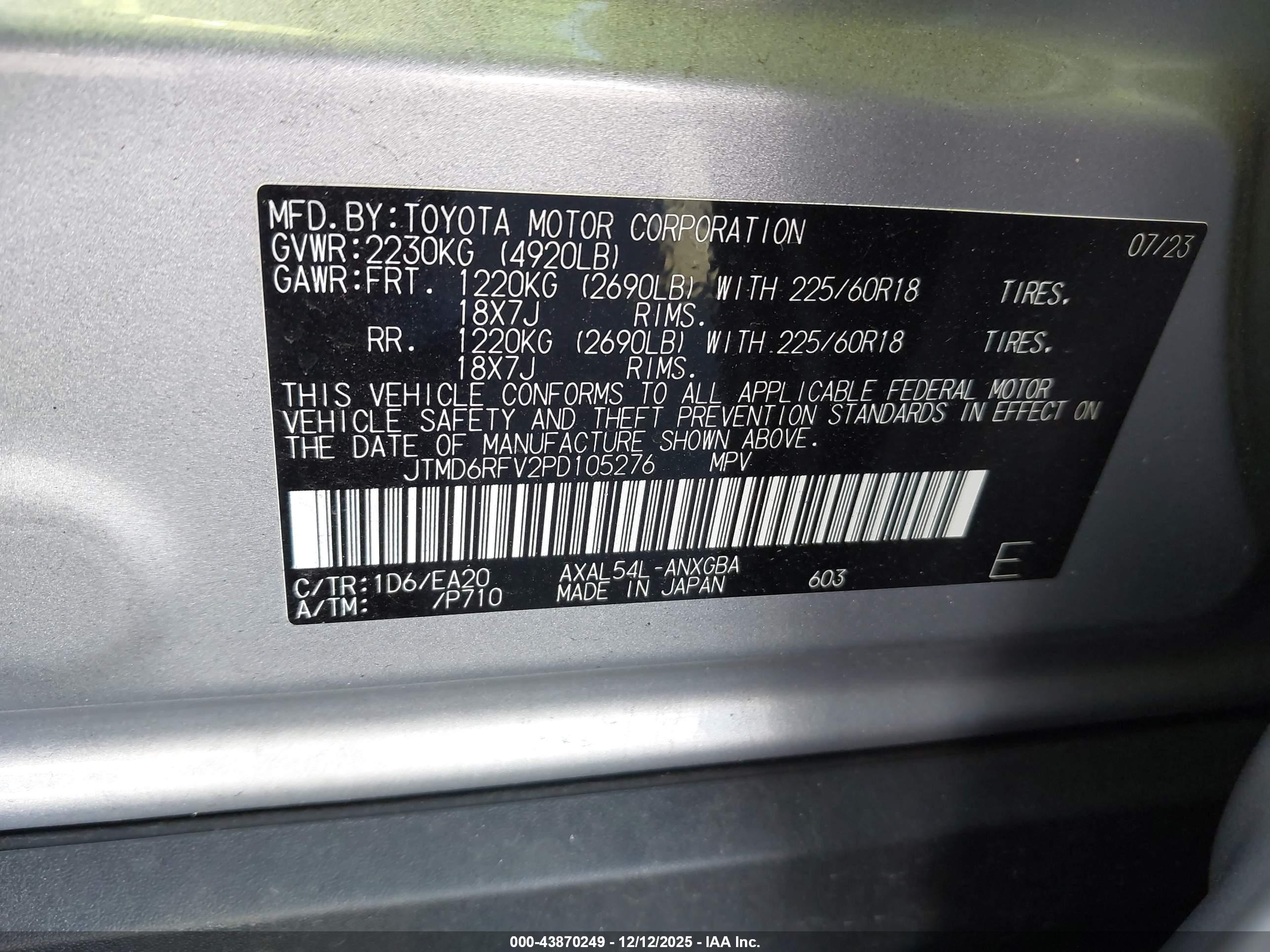 TOYOTA RAV4 image 9
