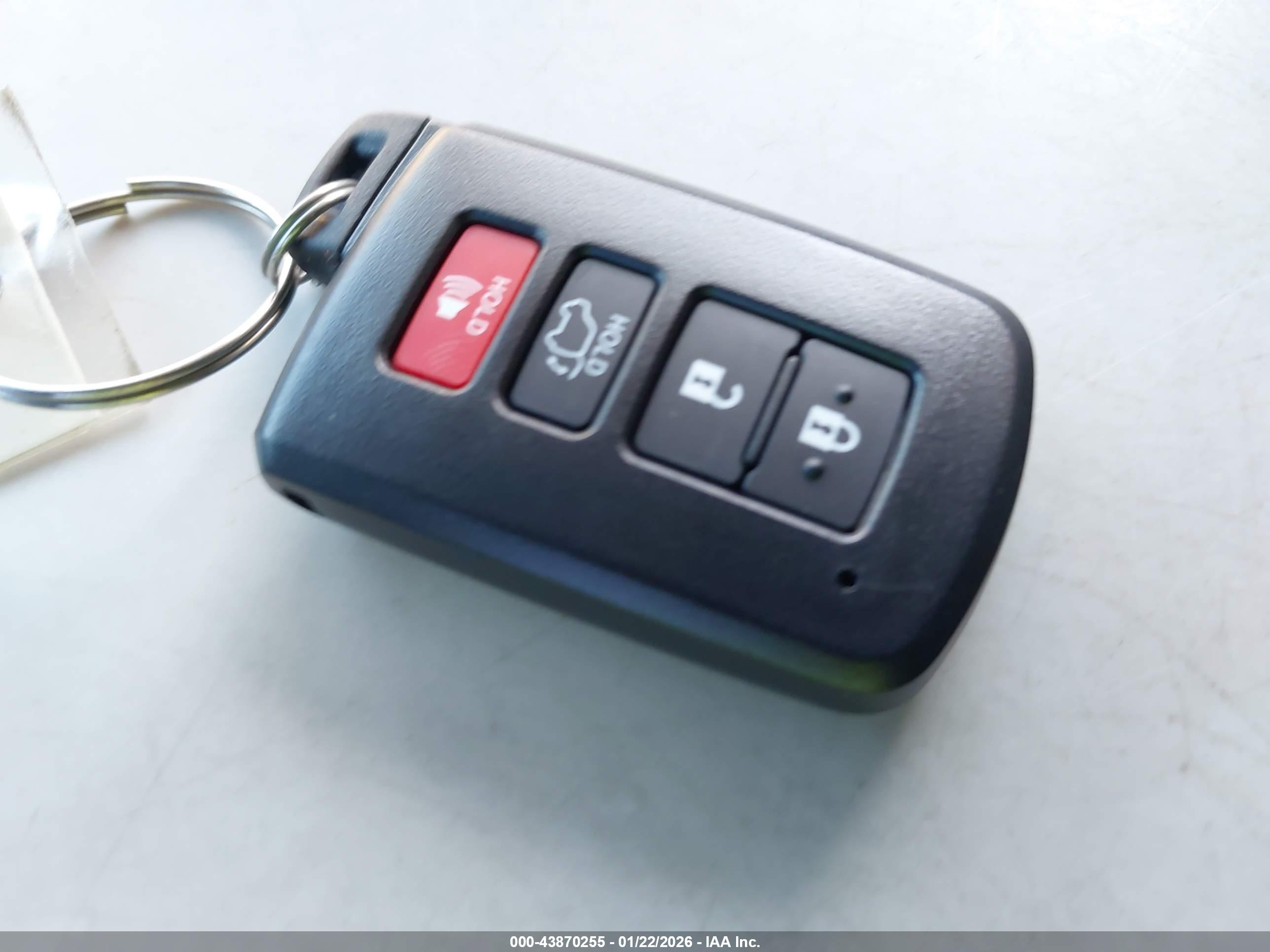 TOYOTA HIGHLANDER image 11