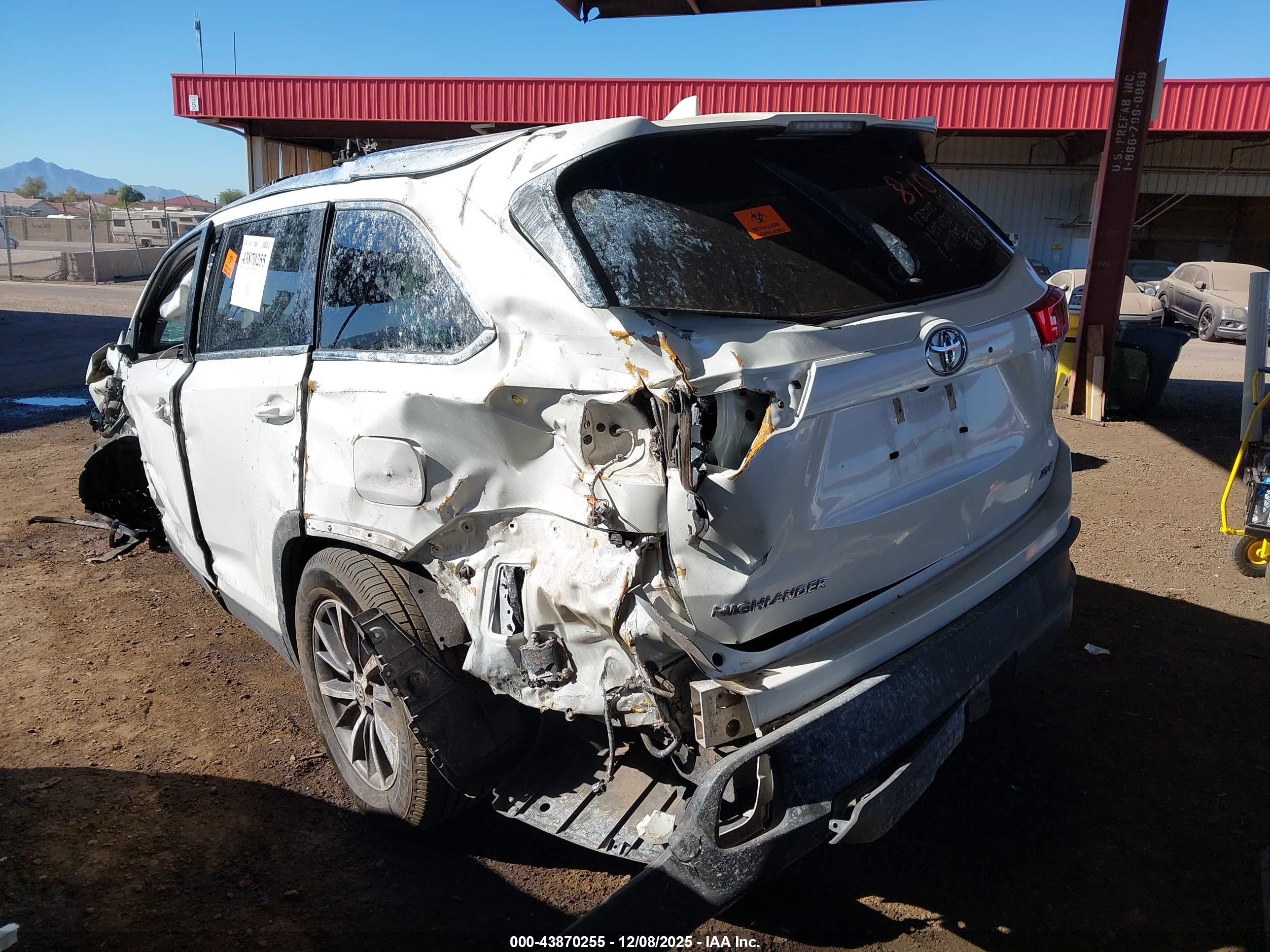 TOYOTA HIGHLANDER image 3