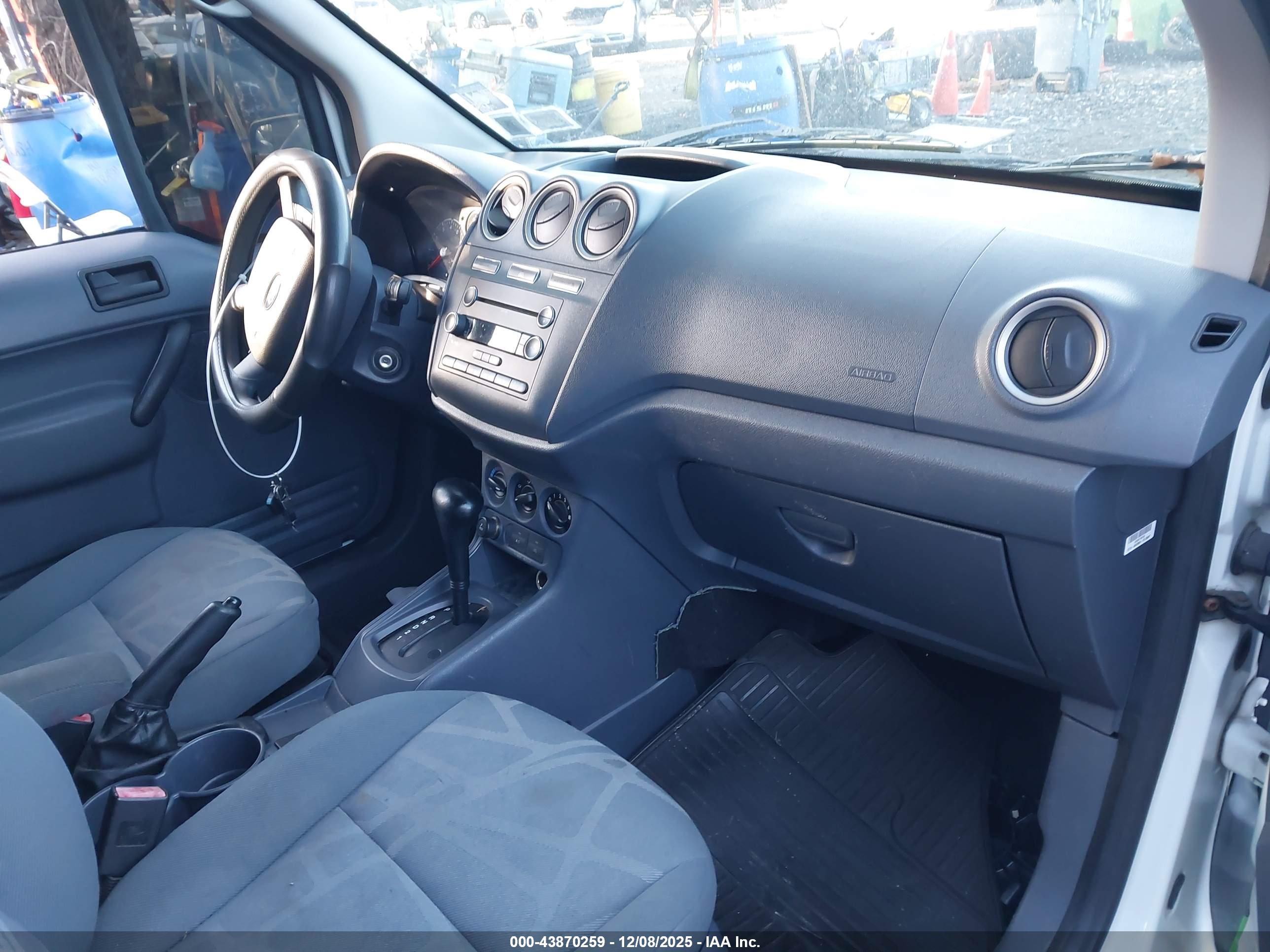 FORD TRANSIT image 5