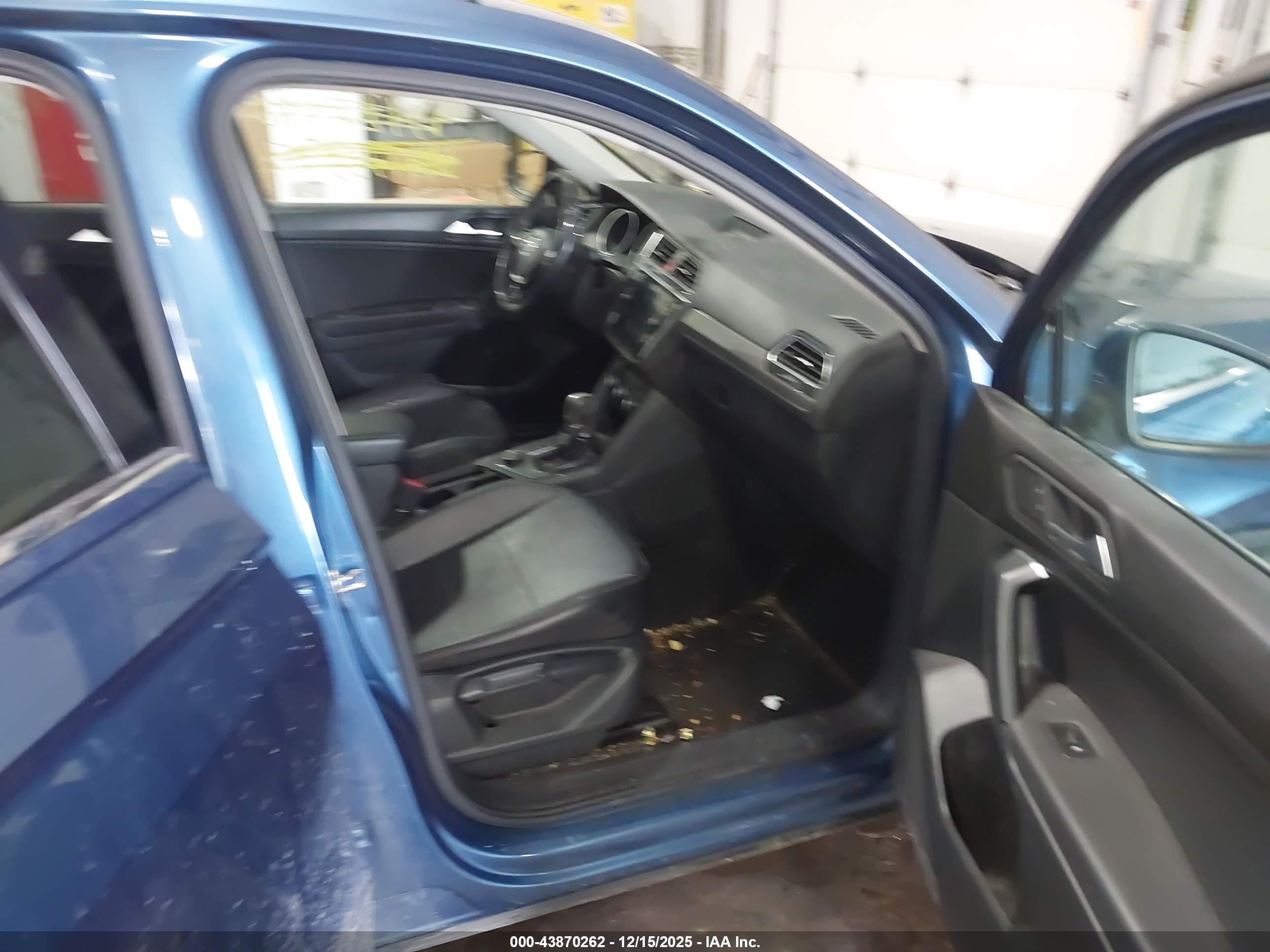 VOLKSWAGEN TIGUAN image 5