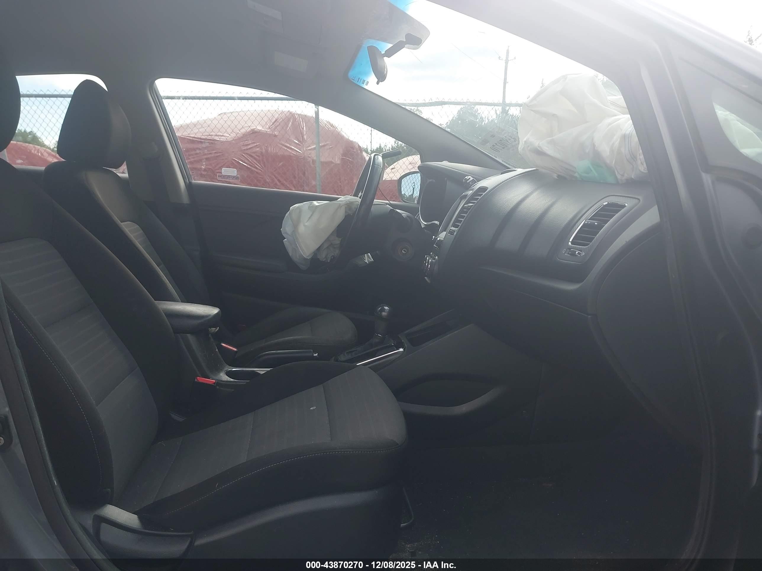 KIA FORTE image 5