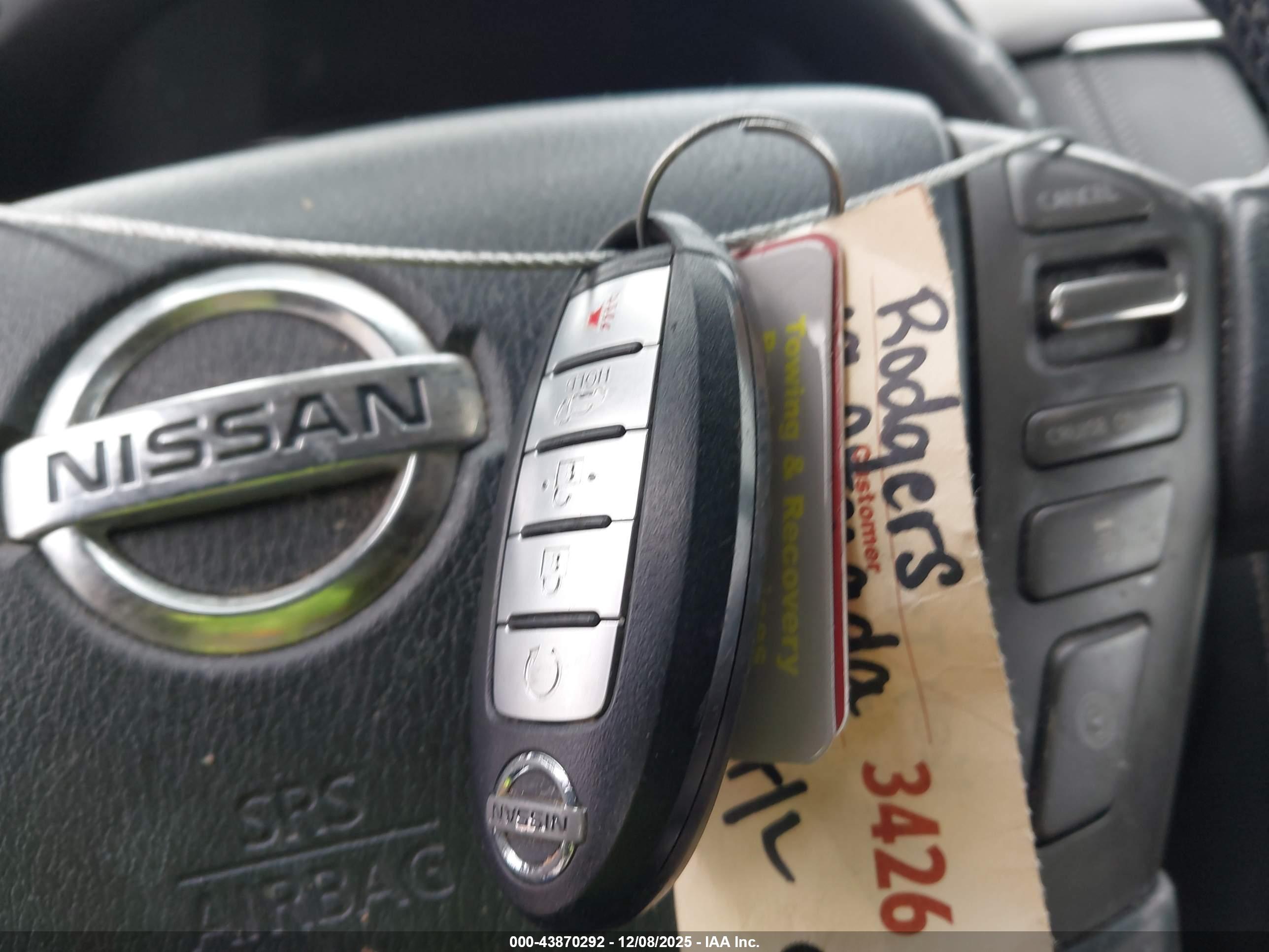 NISSAN ARMADA image 11