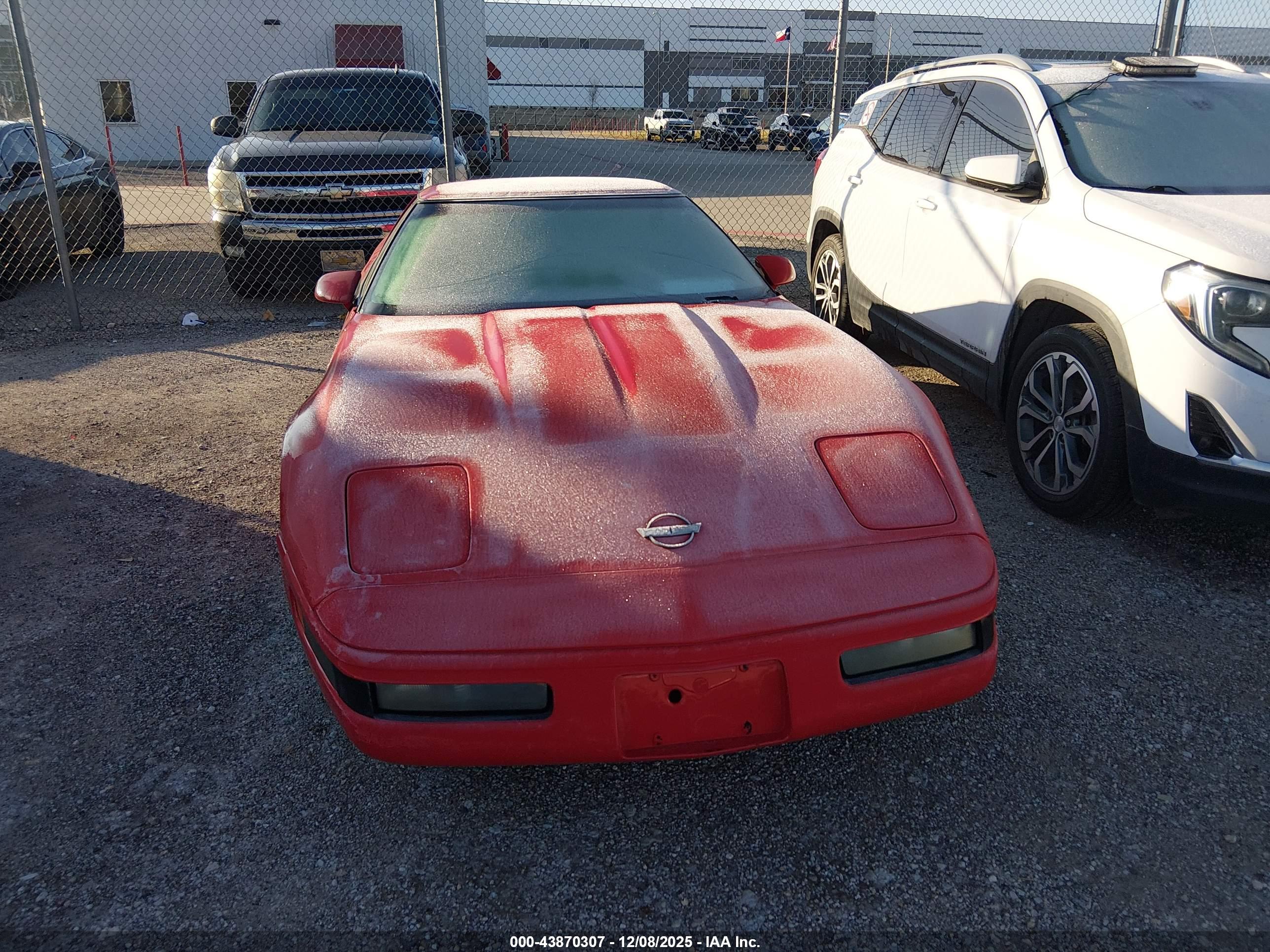 CHEVROLET CORVETTE image 6