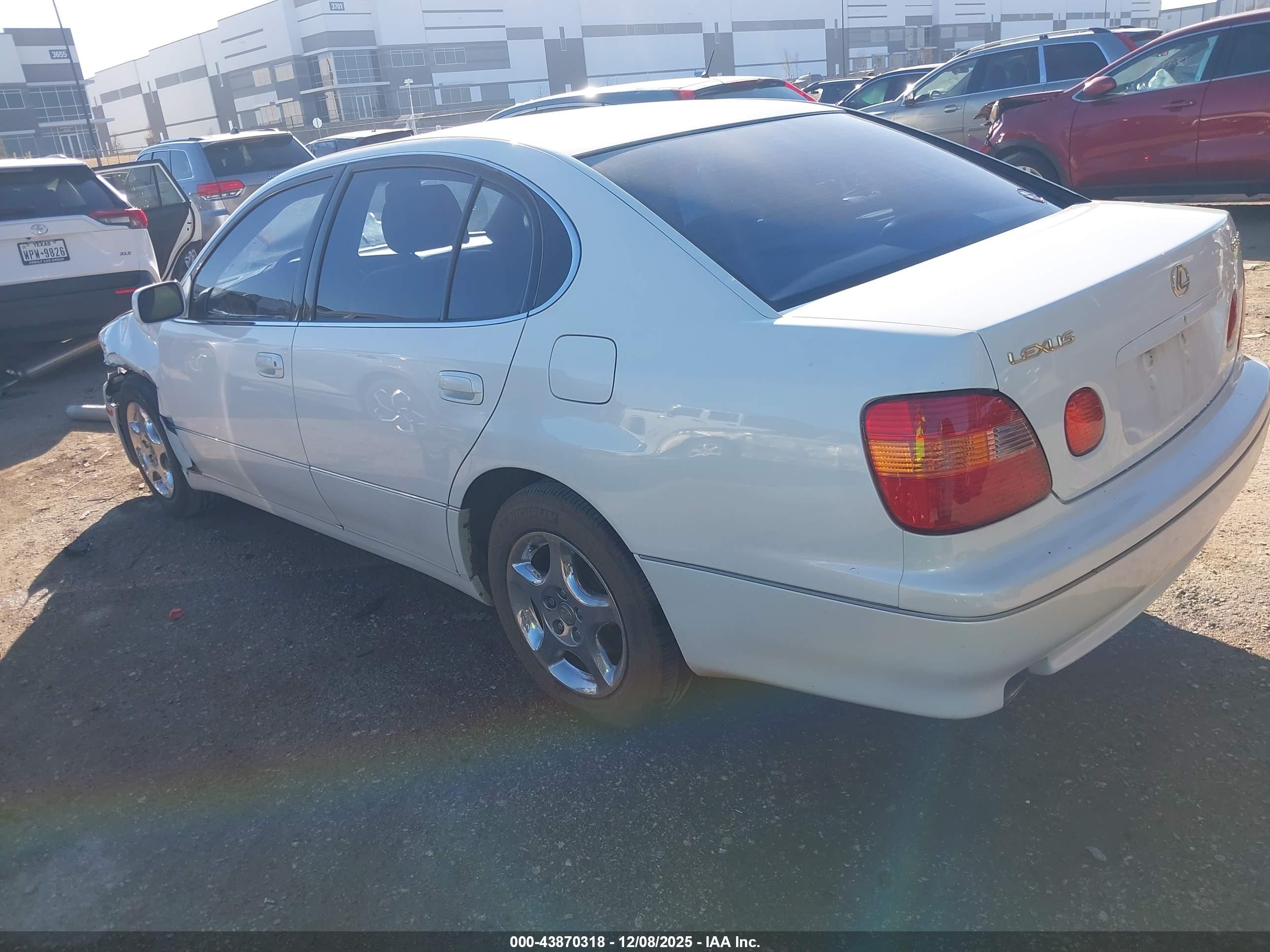 LEXUS GS image 3