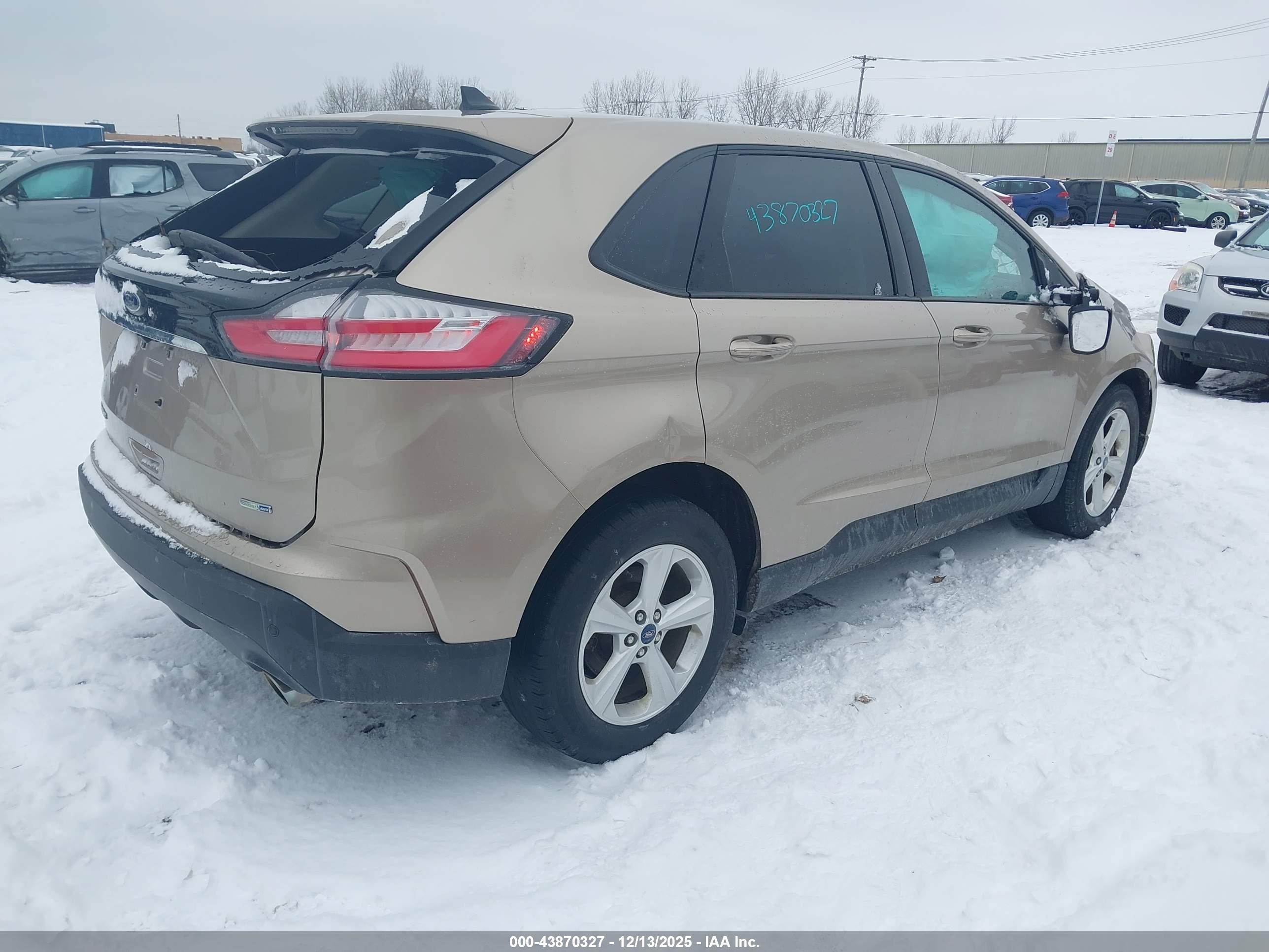 FORD EDGE image 4