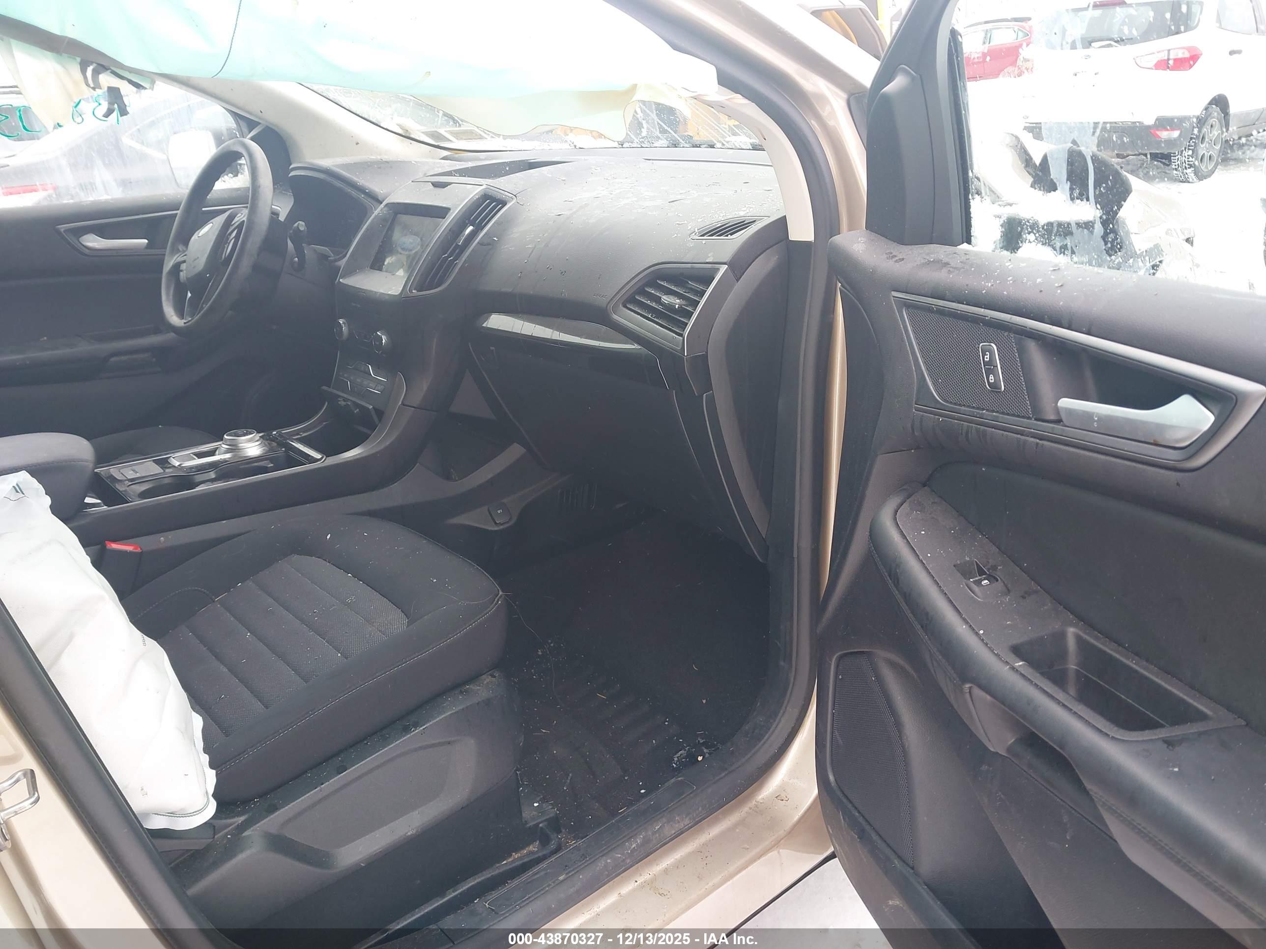 FORD EDGE image 5