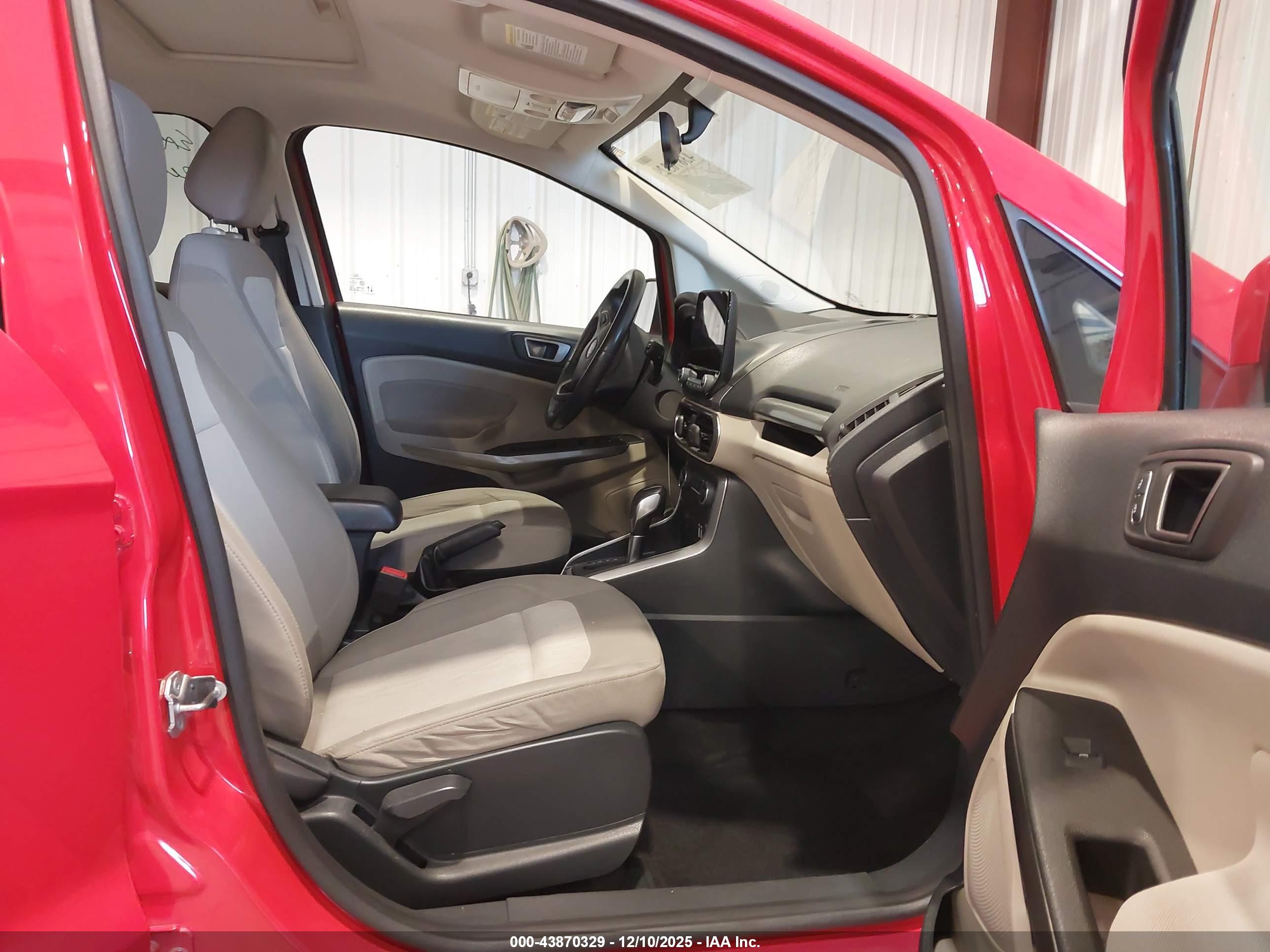 FORD ECOSPORT image 5