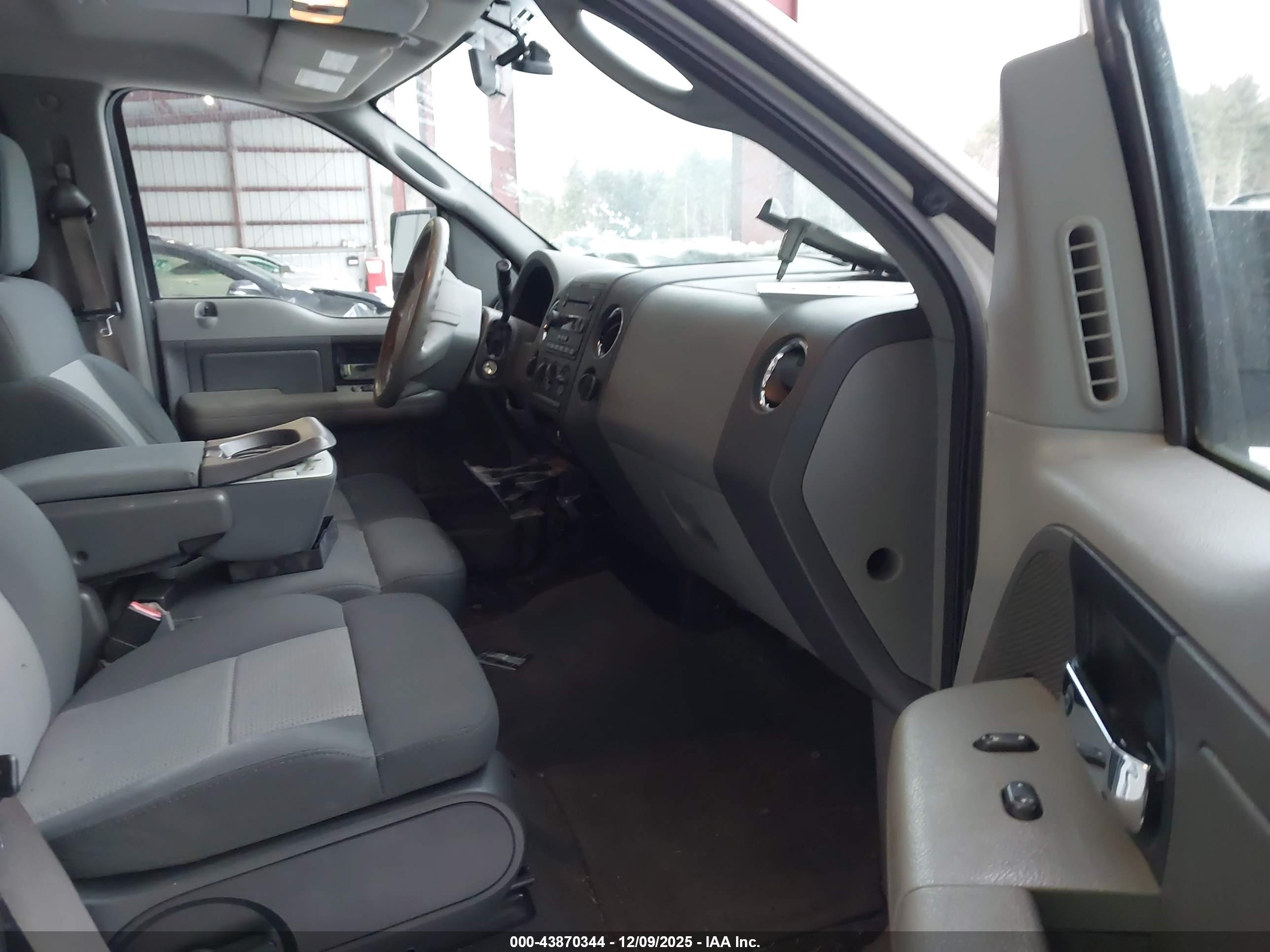 FORD F-150 image 5