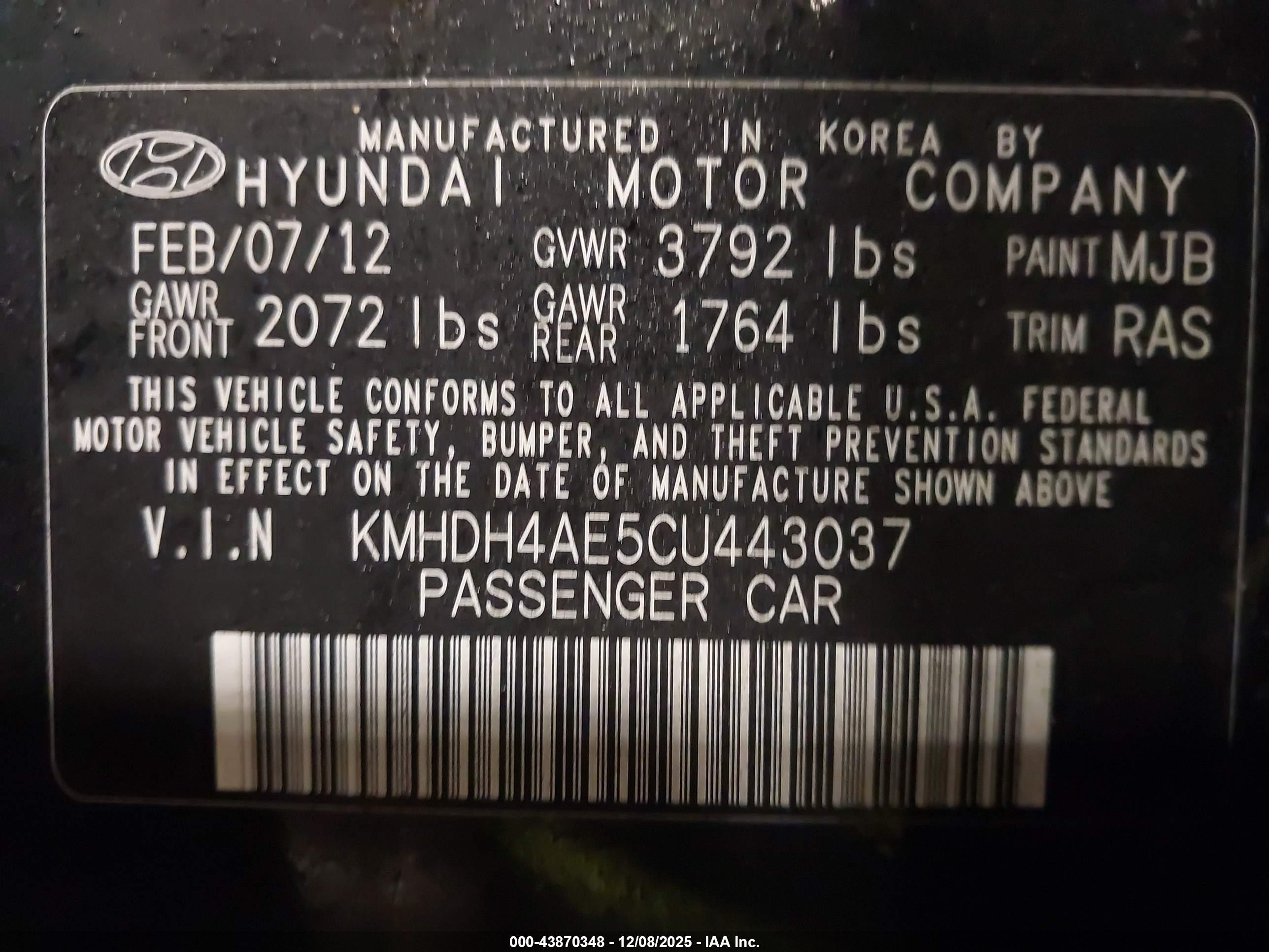 HYUNDAI ELANTRA image 9