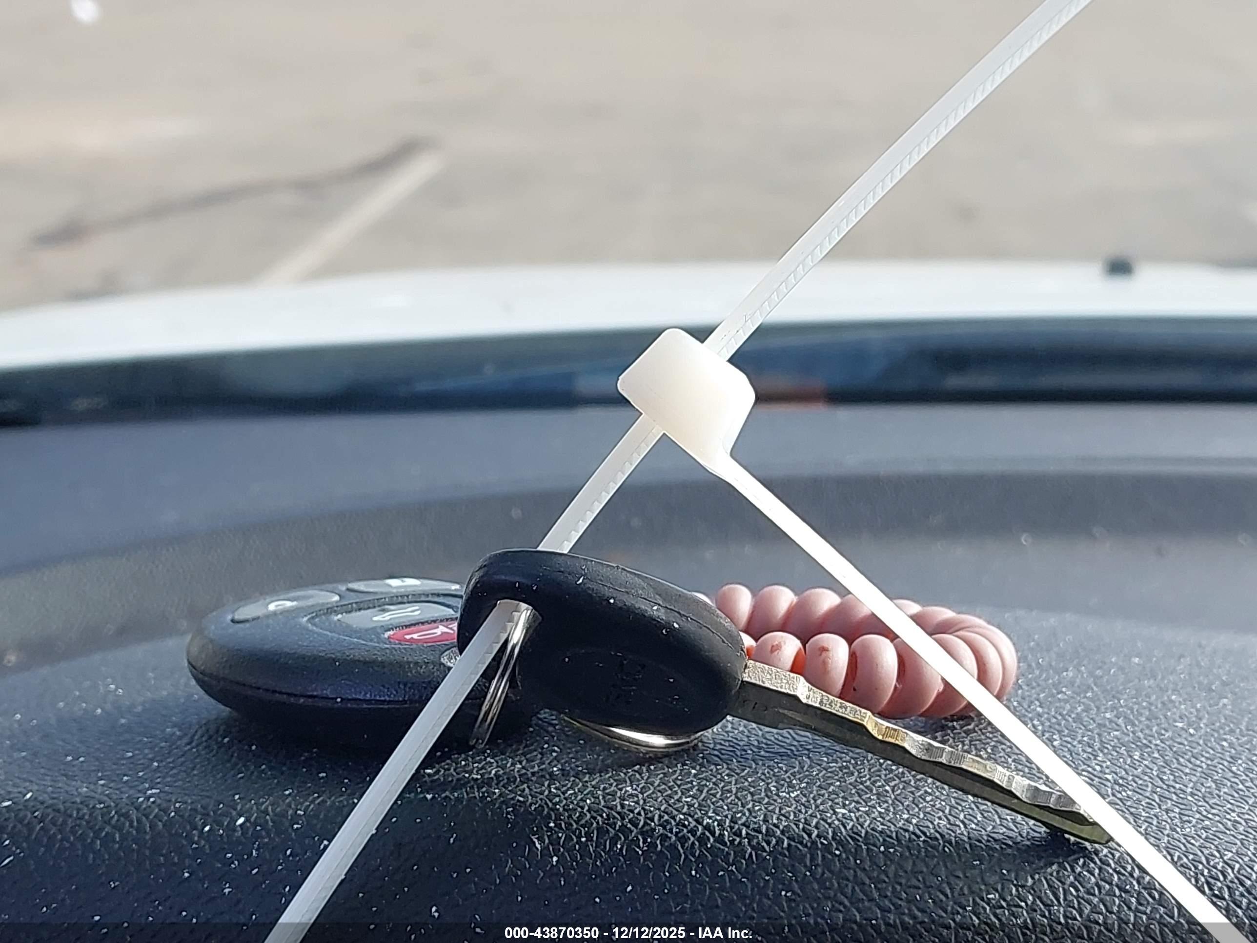 GMC ACADIA image 11