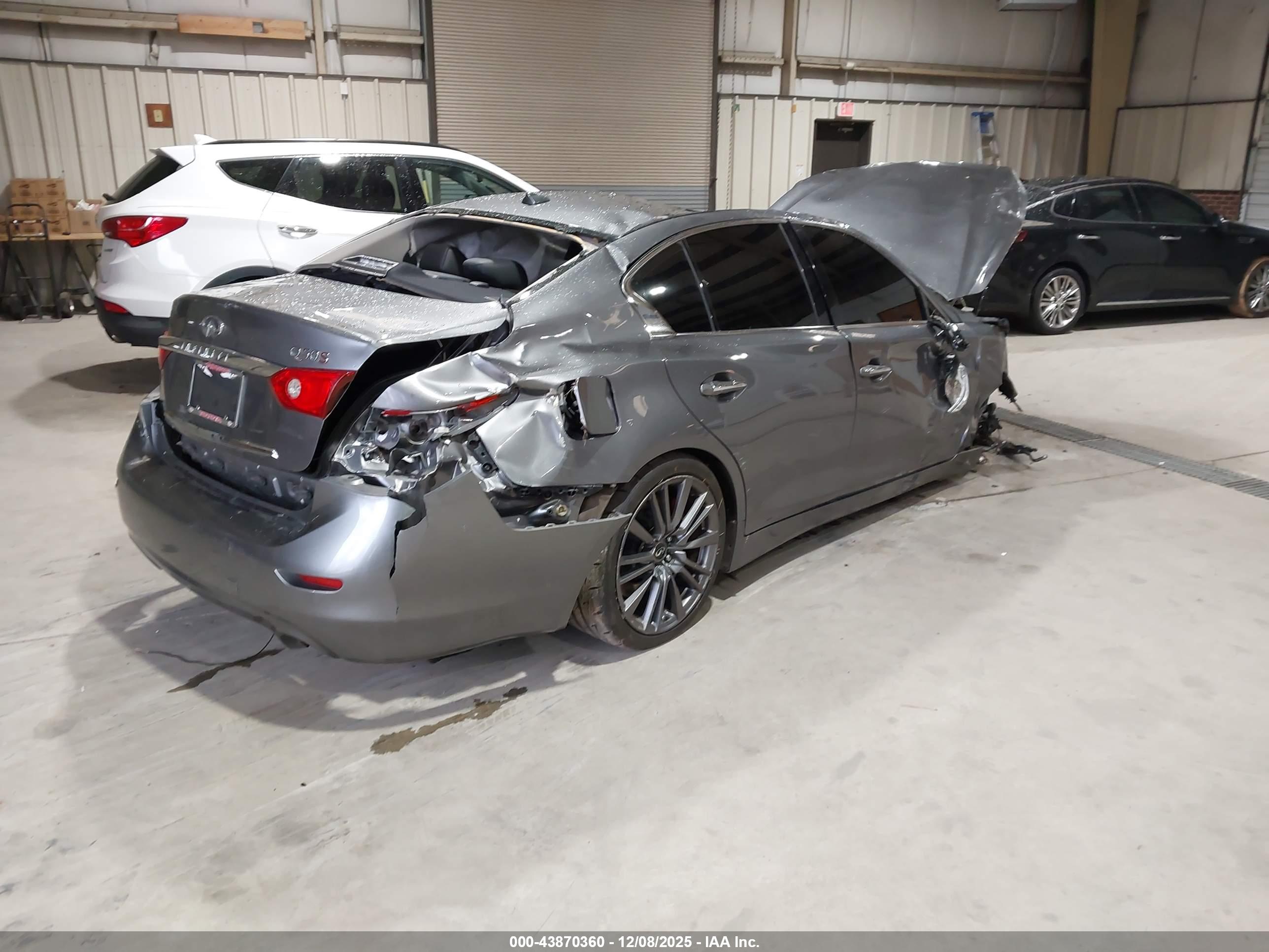 INFINITI Q50 image 4