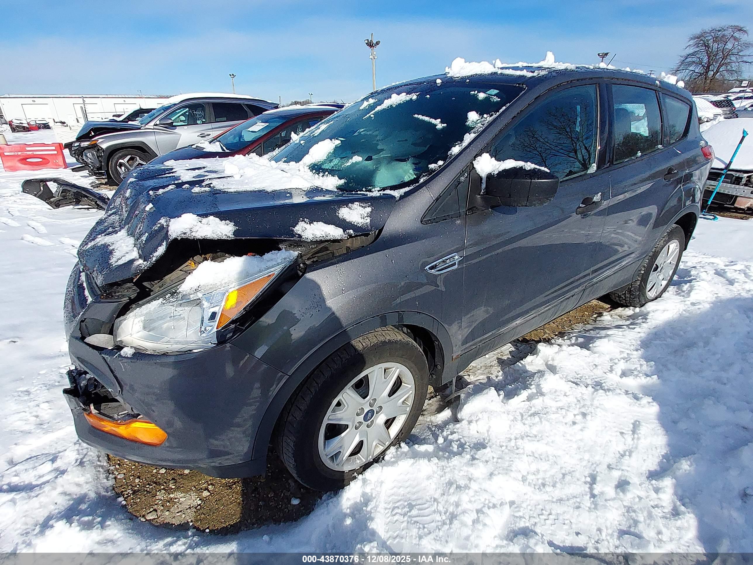 FORD ESCAPE image 2