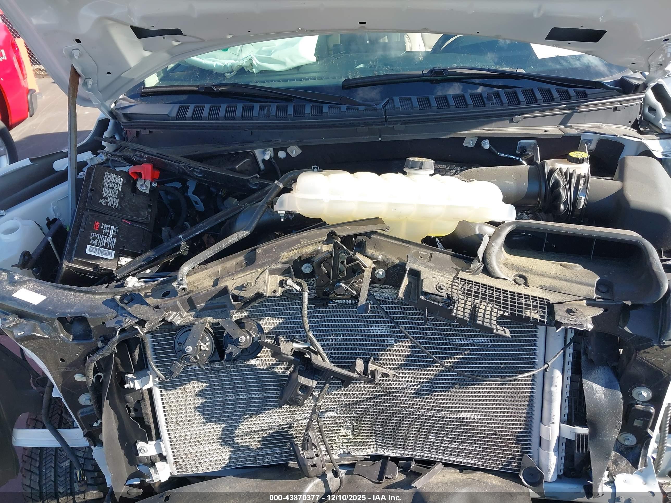 FORD EXPEDITION image 10
