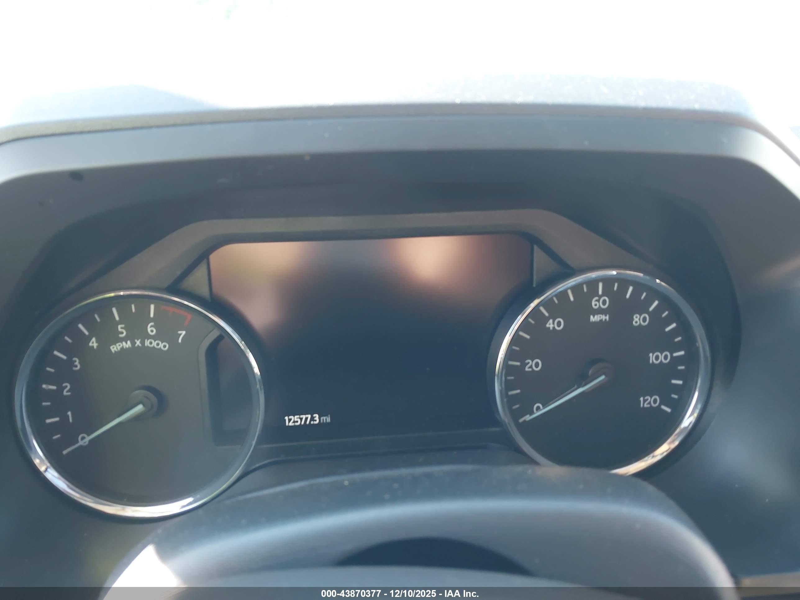 FORD EXPEDITION image 7