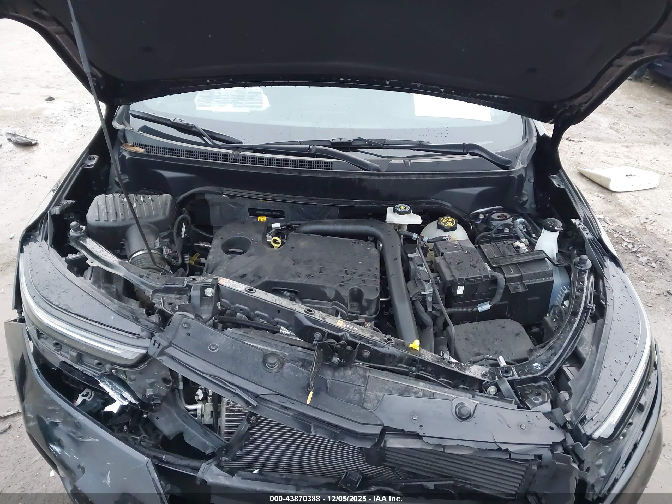 CHEVROLET EQUINOX image 10