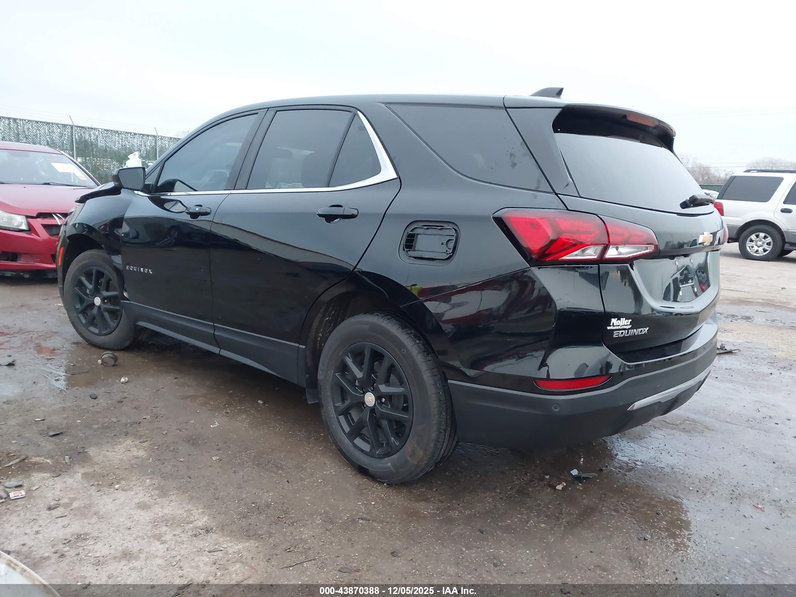 CHEVROLET EQUINOX image 3