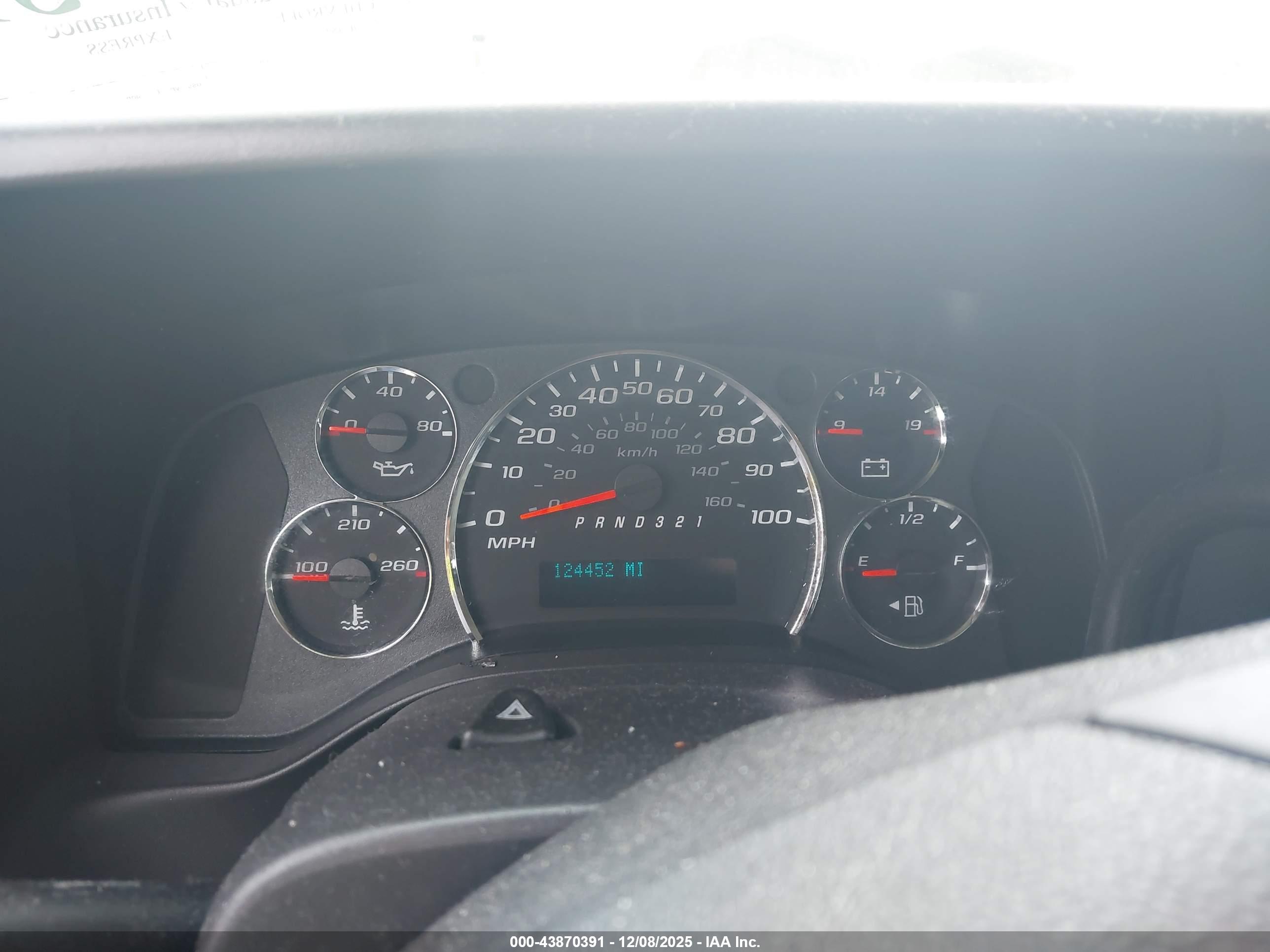 CHEVROLET EXPRESS image 7