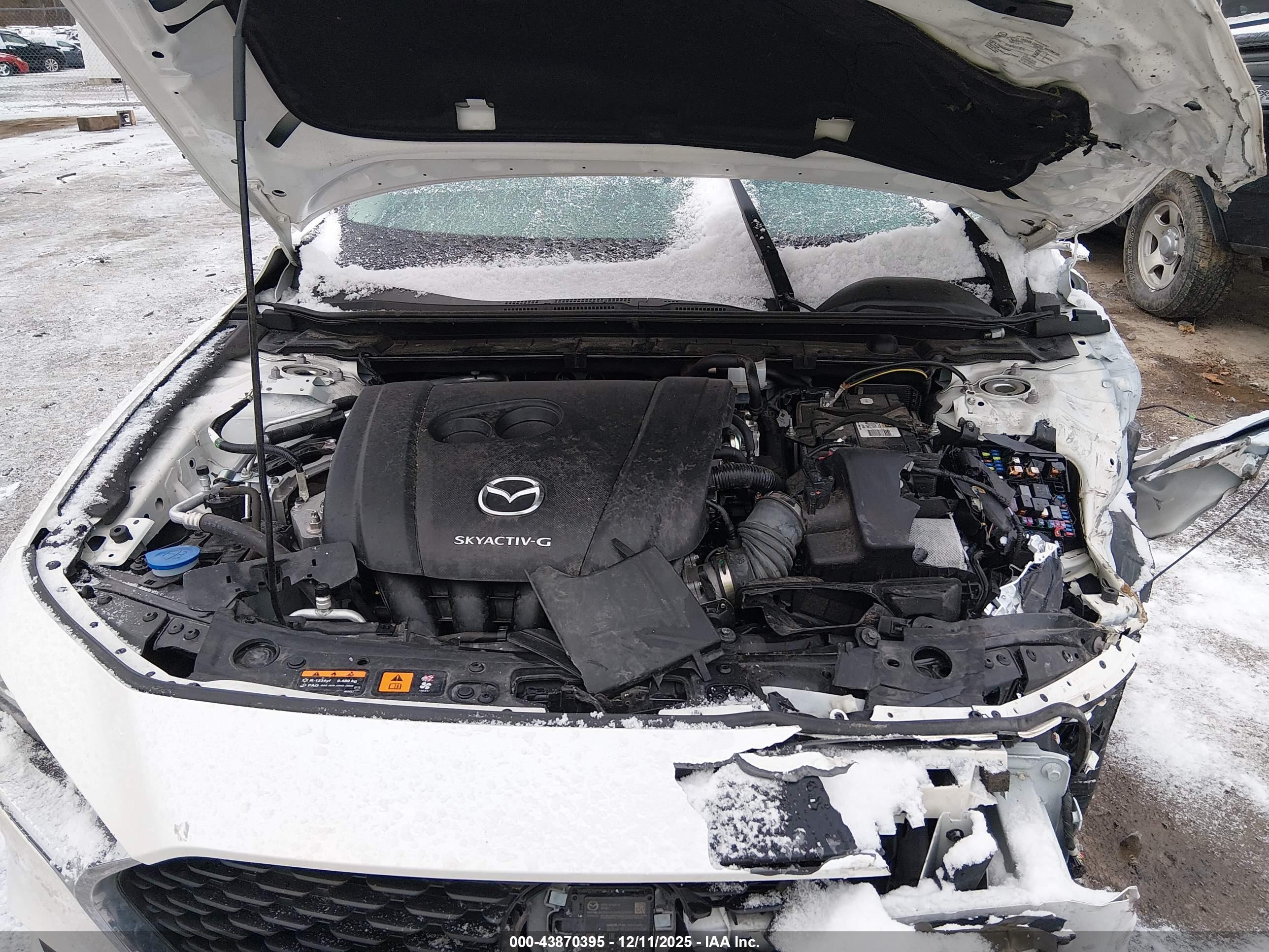 MAZDA MAZDA3 image 10