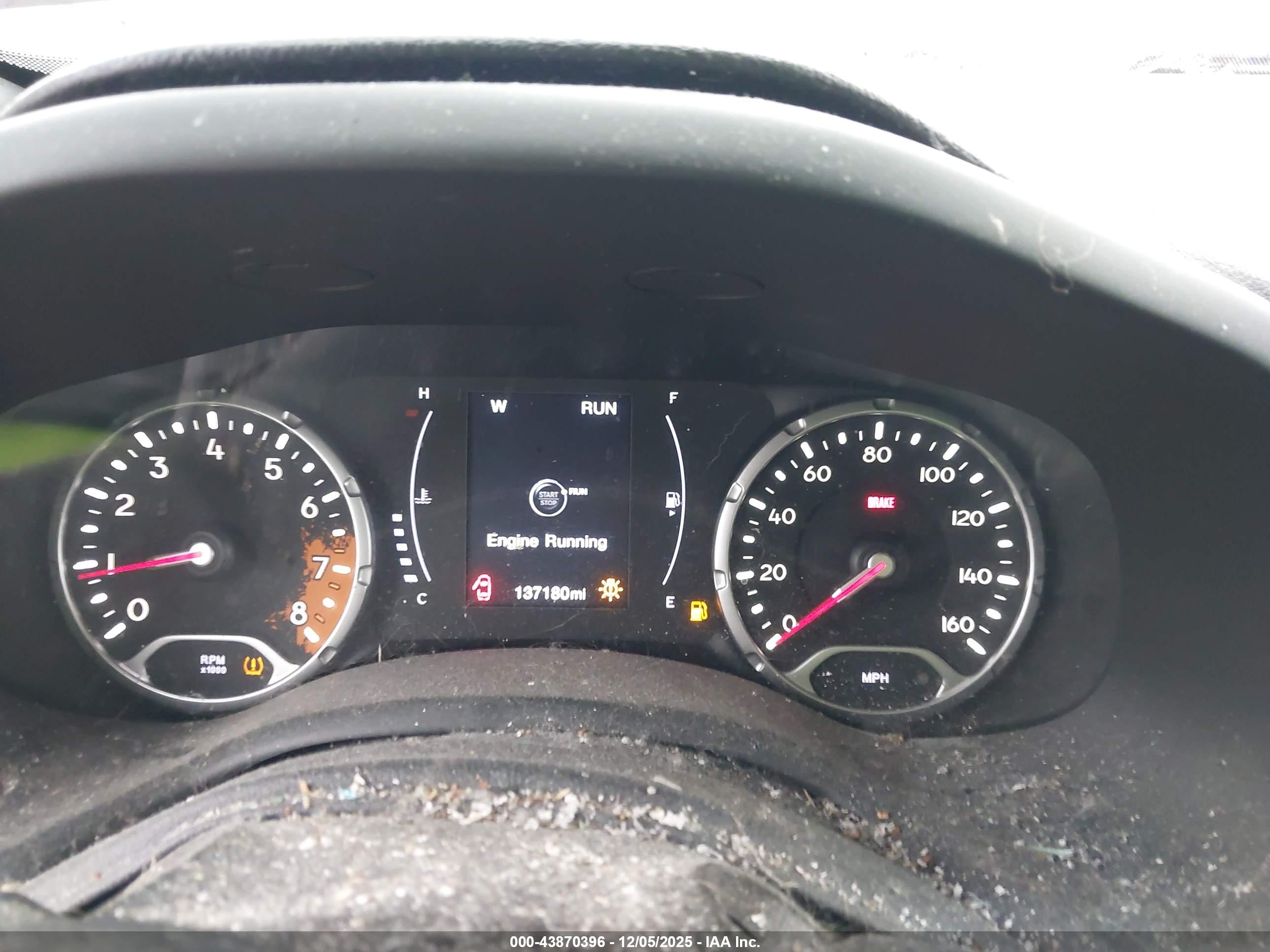 JEEP RENEGADE image 7