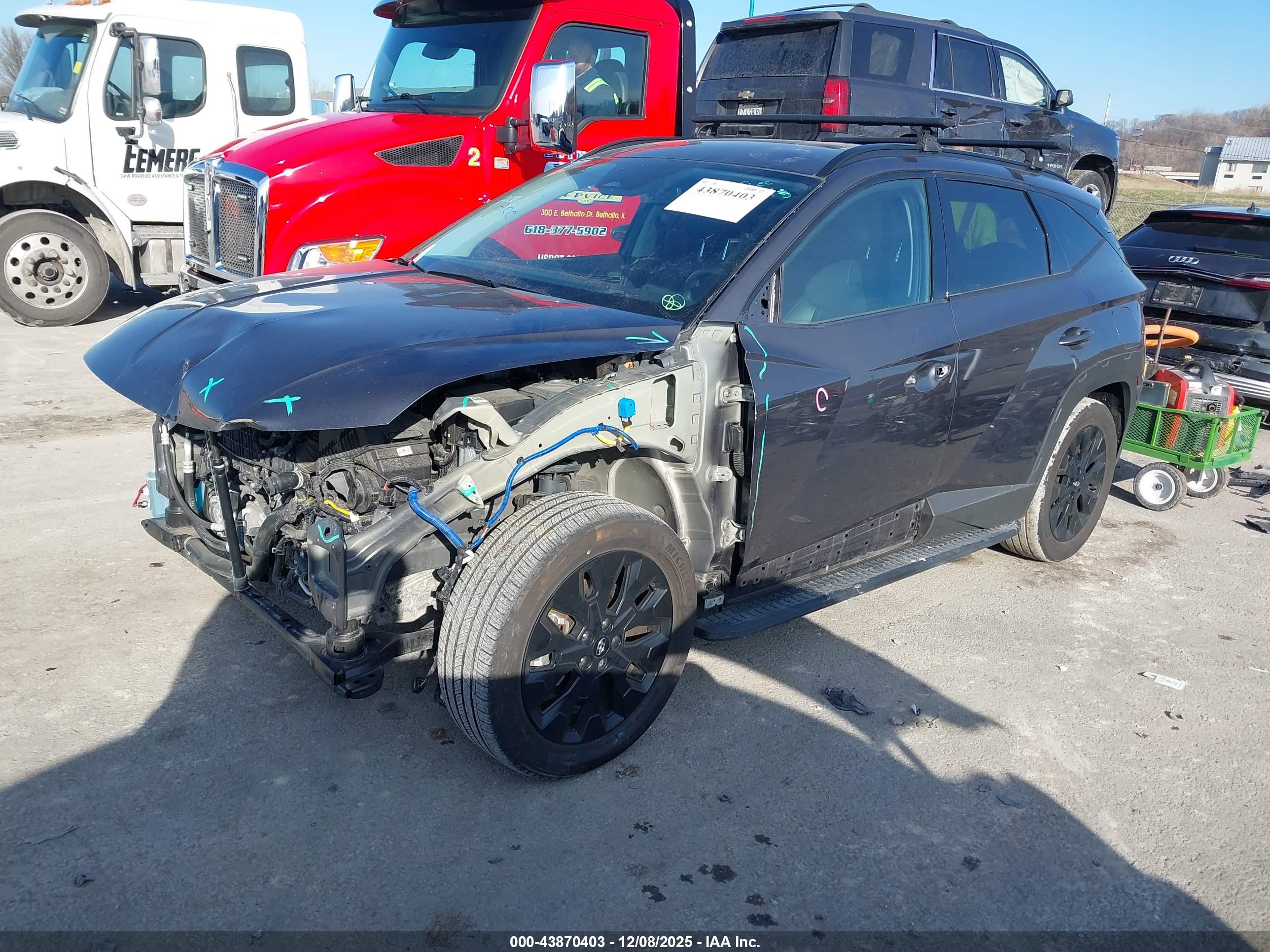 HYUNDAI TUCSON image 2
