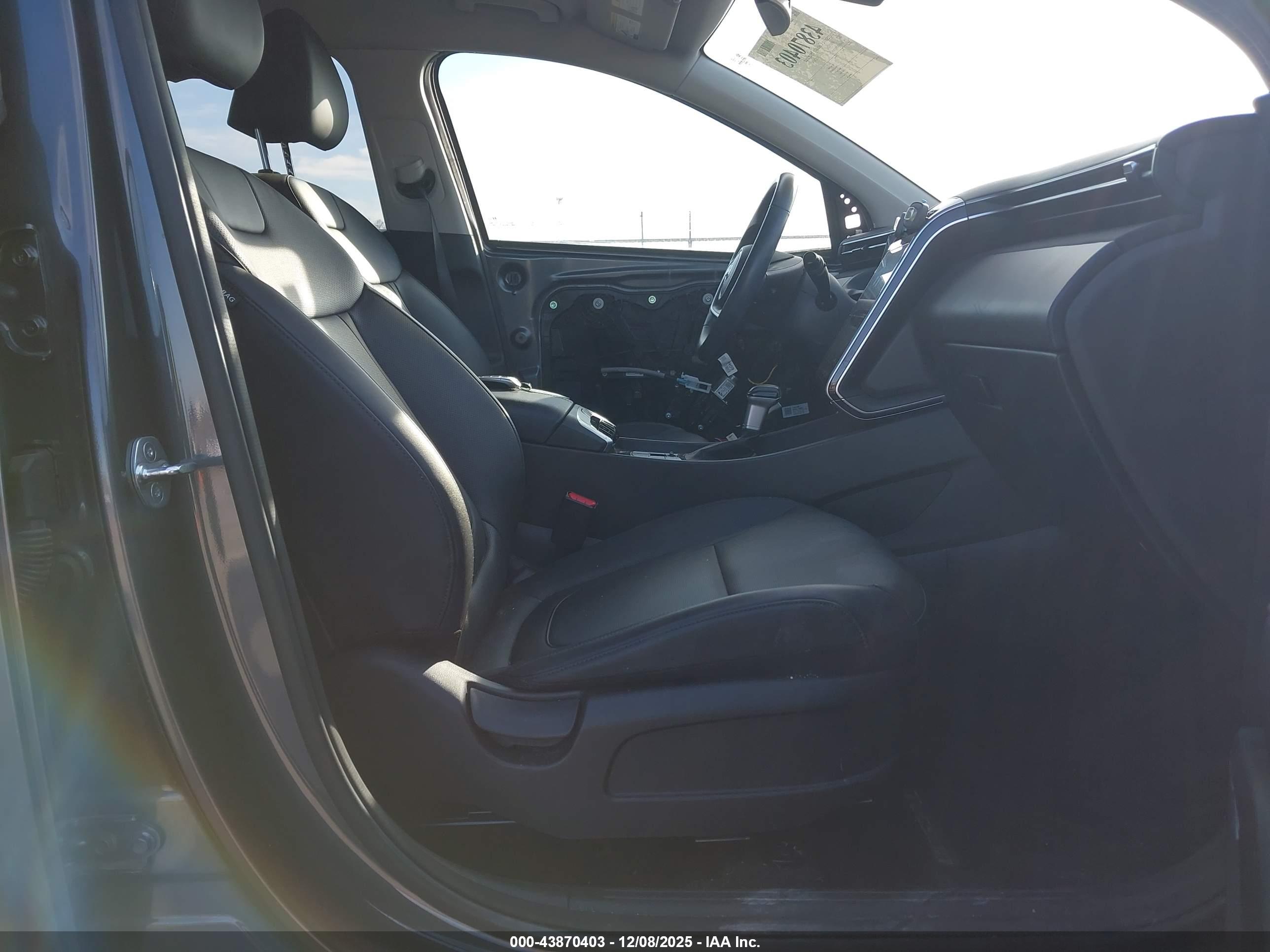 HYUNDAI TUCSON image 5