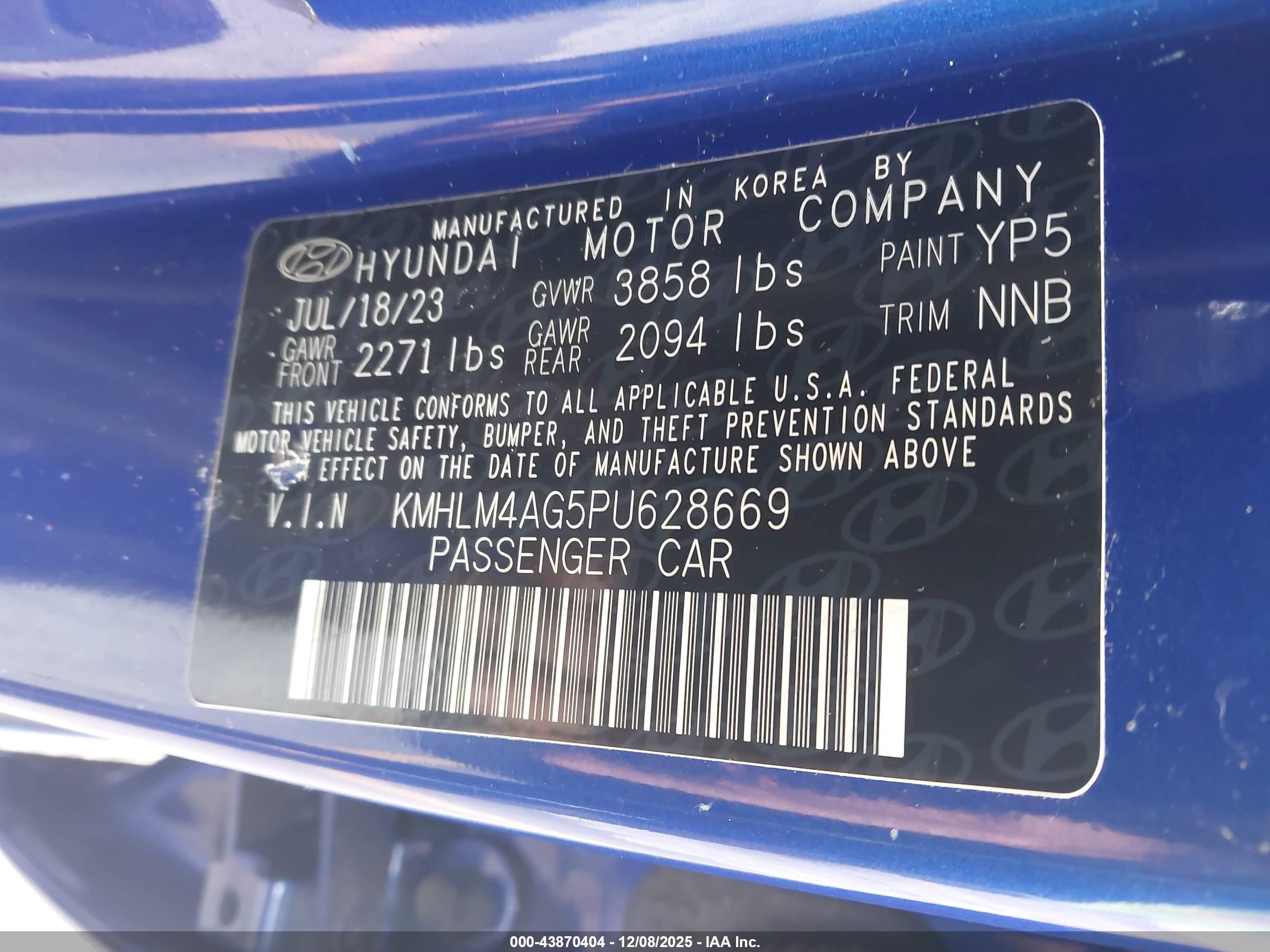 HYUNDAI ELANTRA image 9