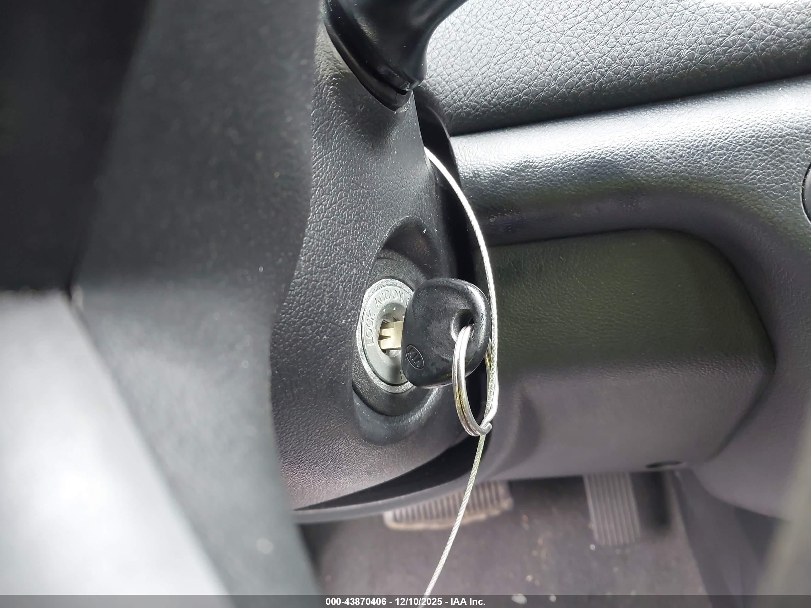 KIA FORTE image 11