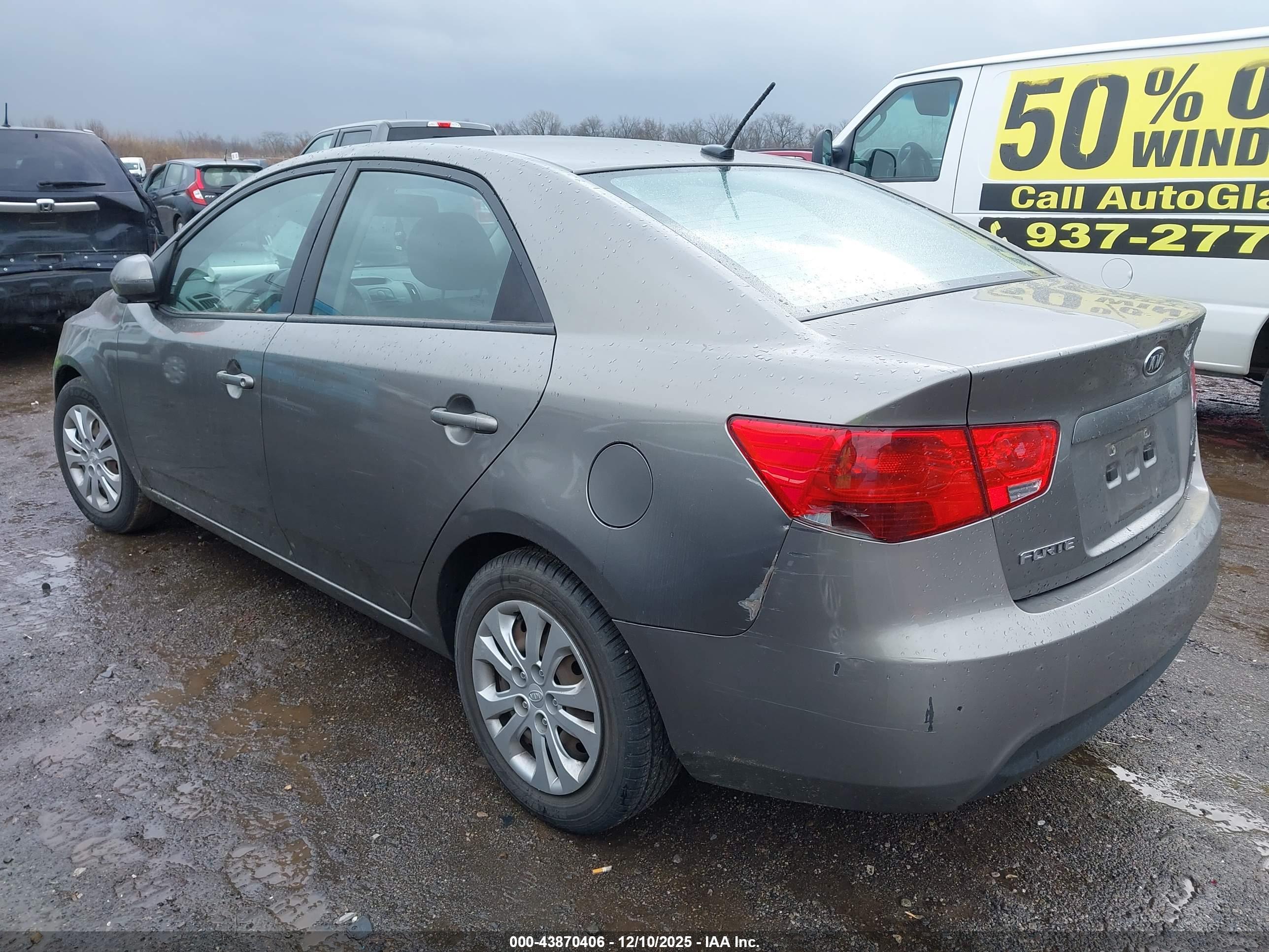 KIA FORTE image 3