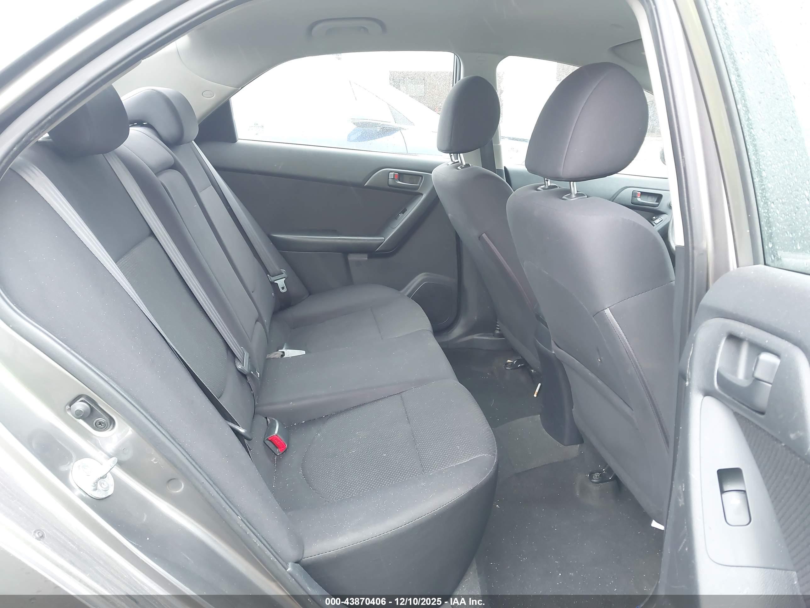 KIA FORTE image 8
