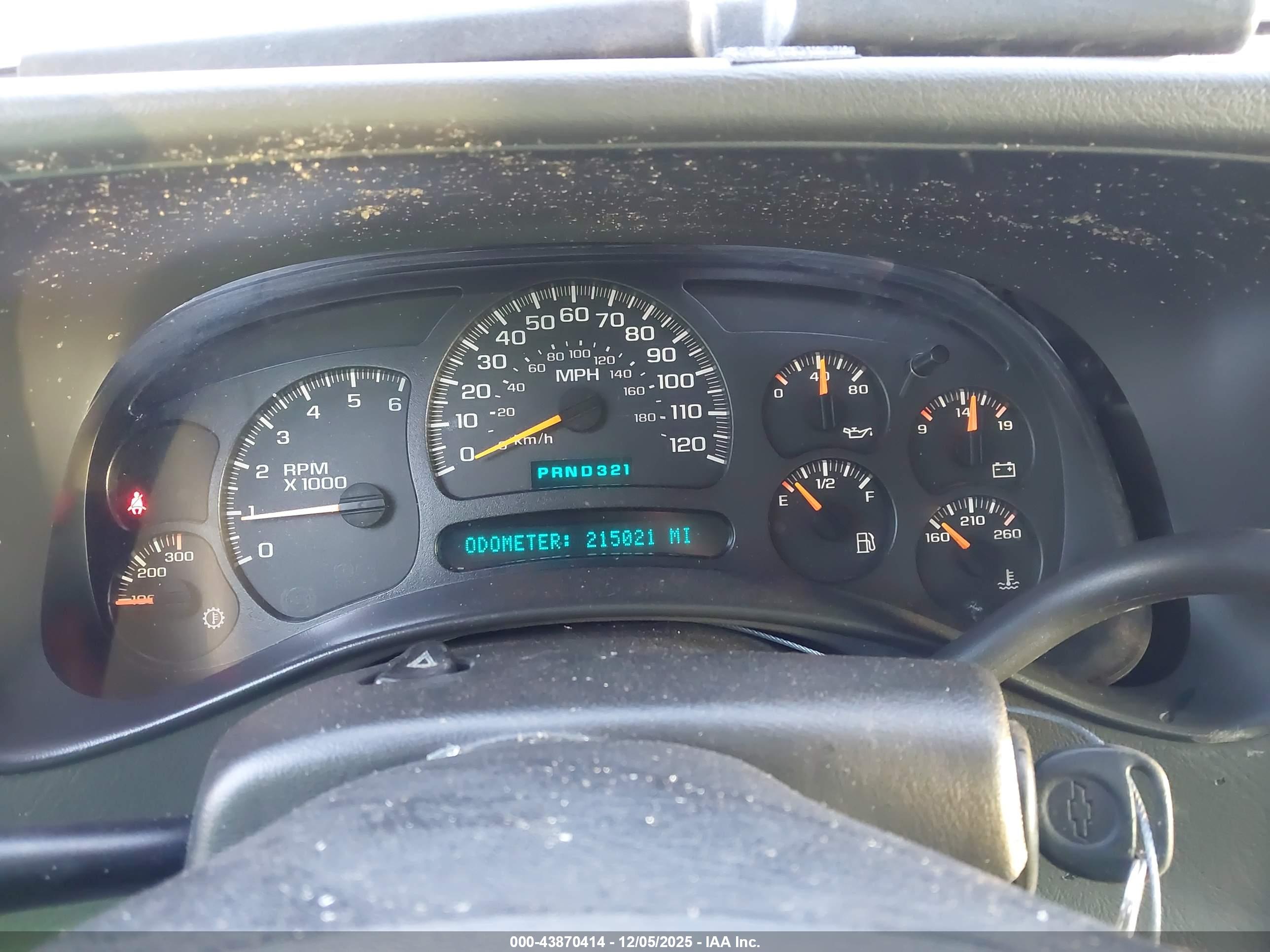 CHEVROLET SILVERADO image 7