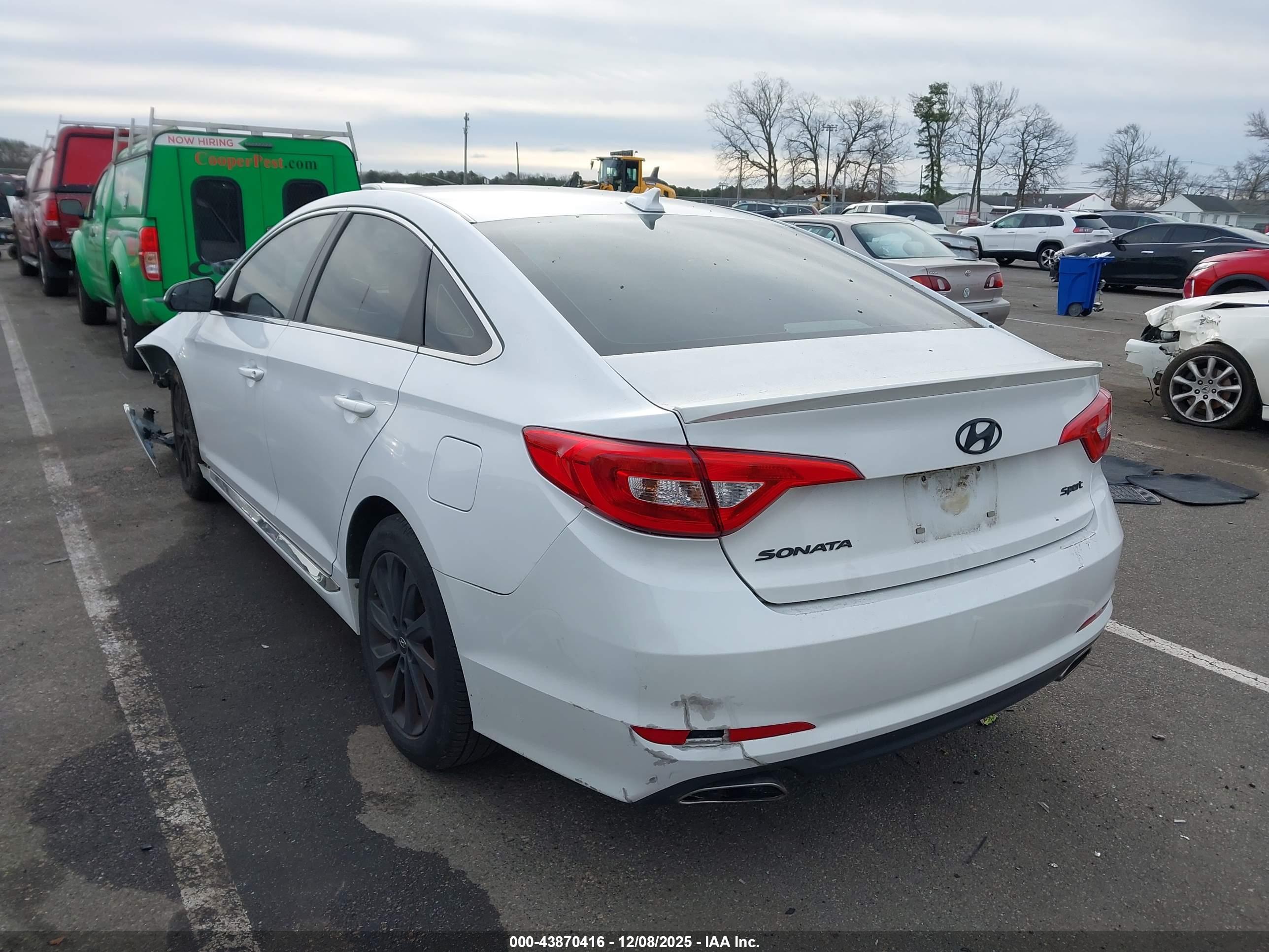 HYUNDAI SONATA image 3