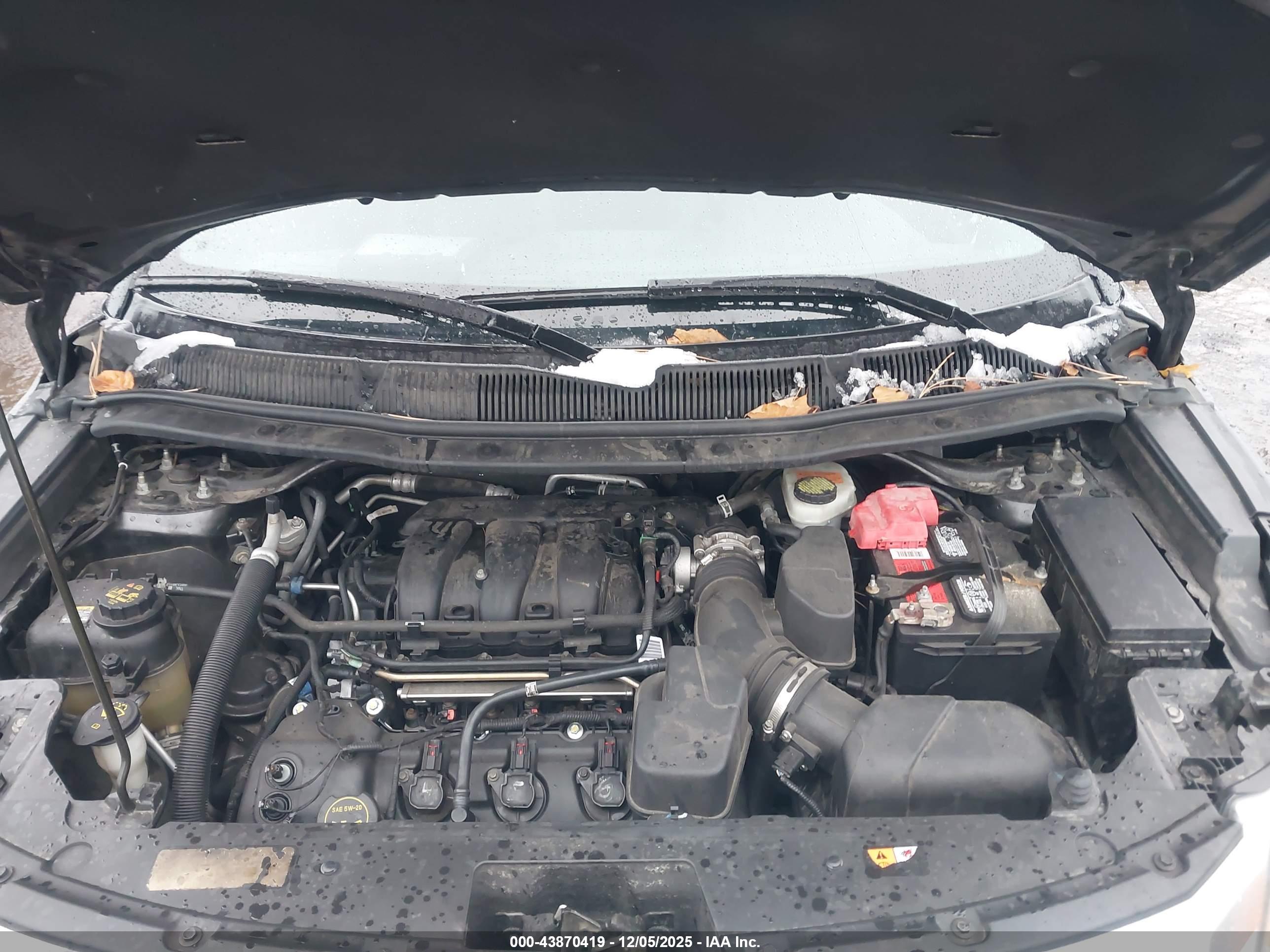 FORD EXPLORER image 10