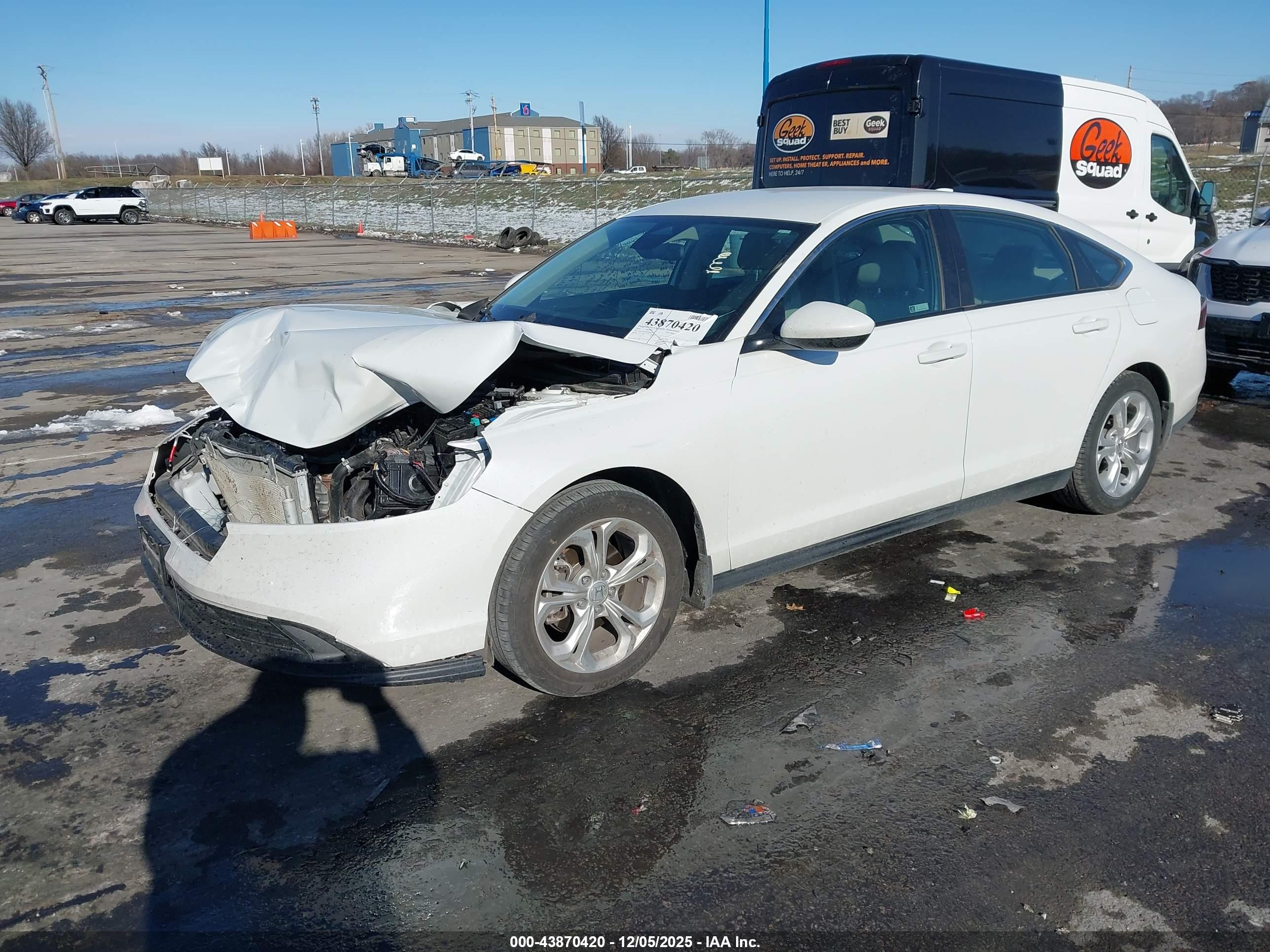 HONDA ACCORD image 2