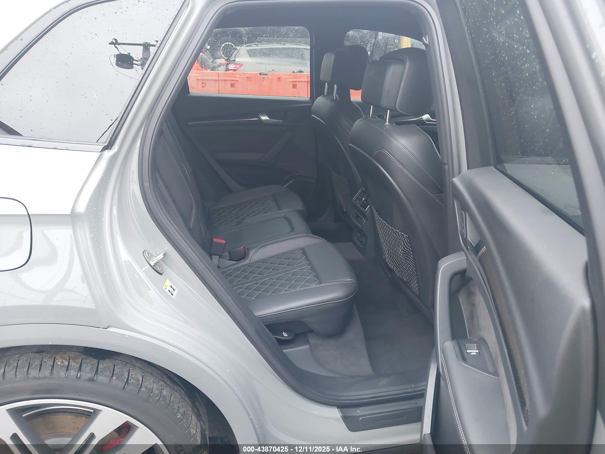AUDI SQ5 image 8