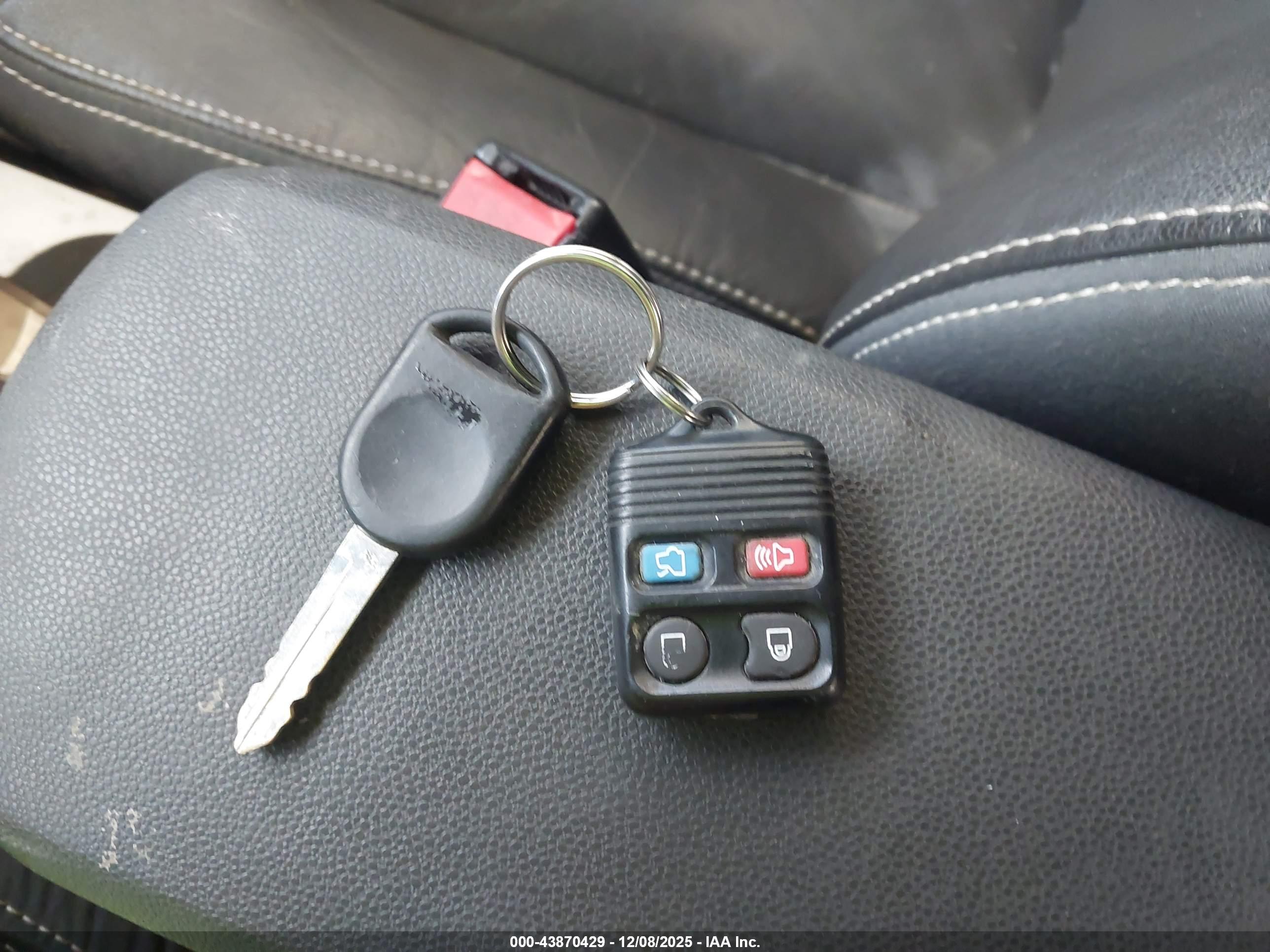 FORD FOCUS image 11