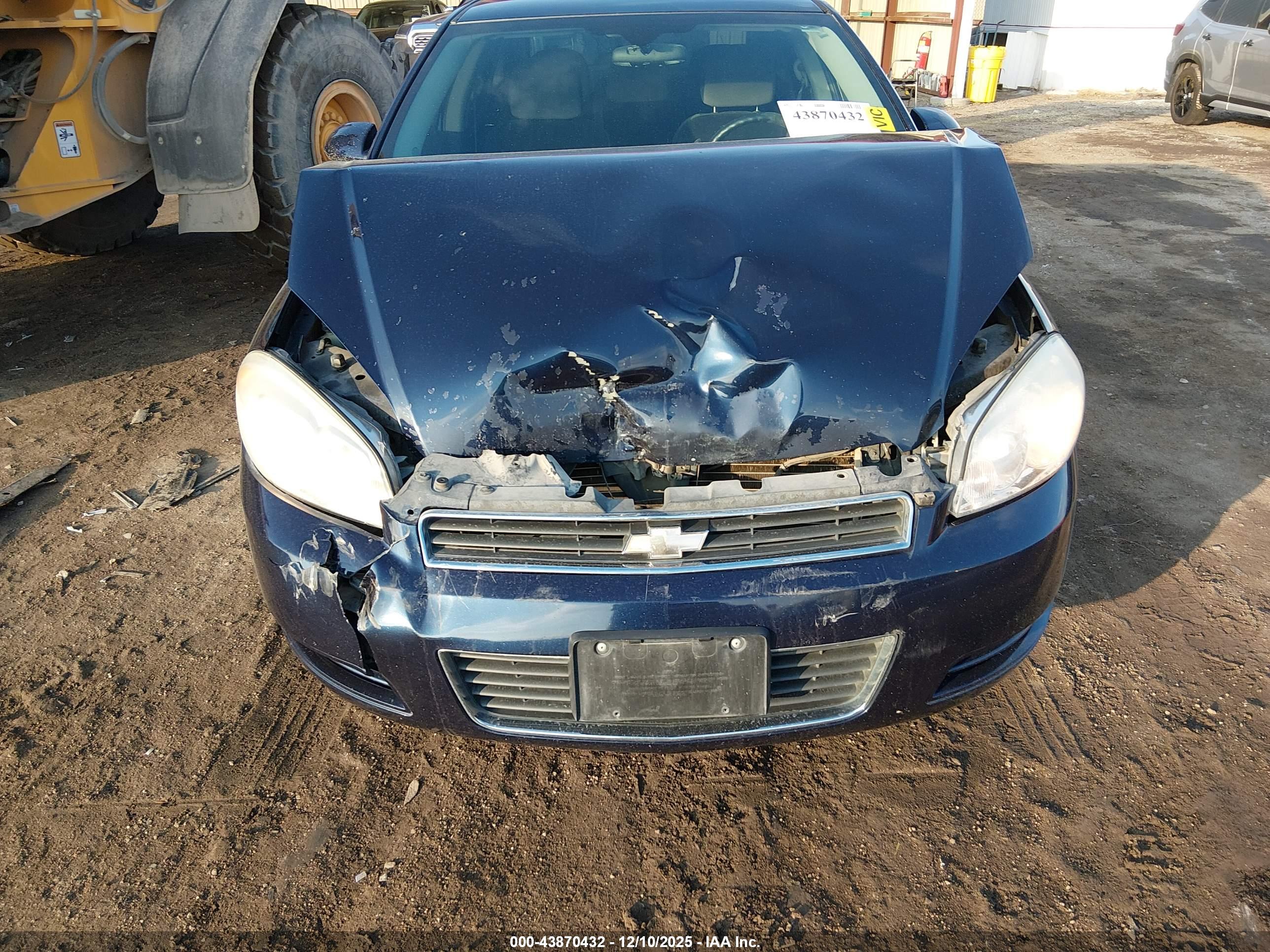 CHEVROLET IMPALA image 6