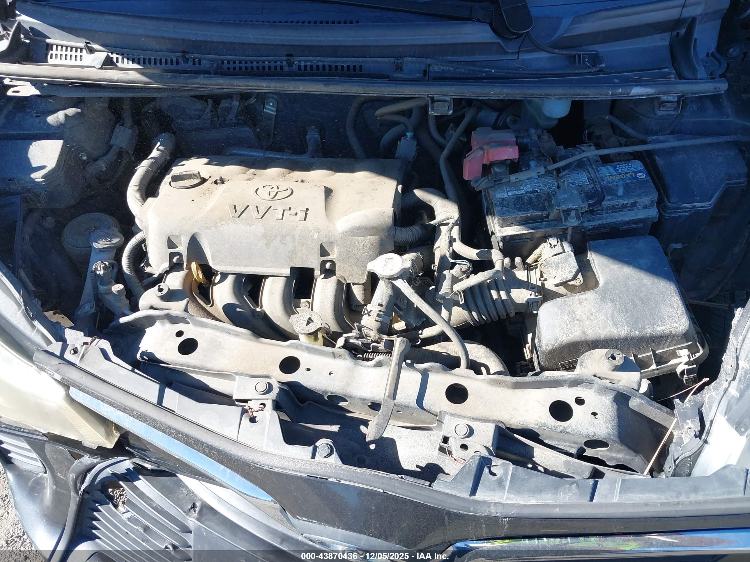 TOYOTA YARIS image 10
