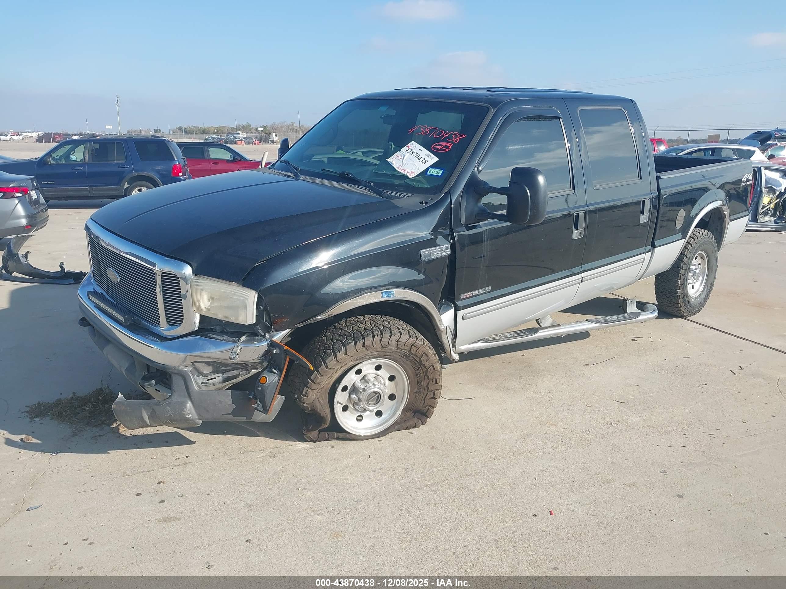 FORD SUPER image 2