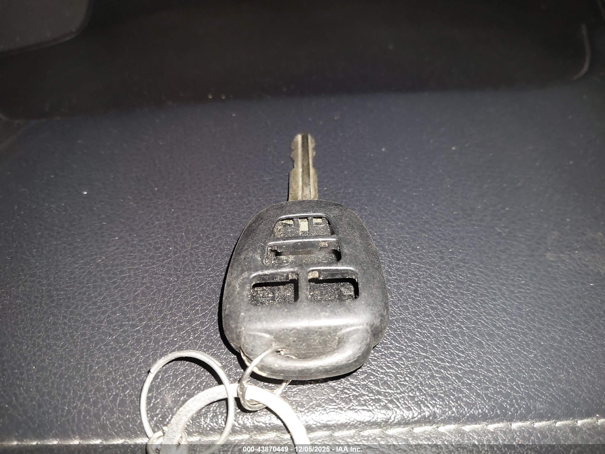 TOYOTA CAMRY image 11