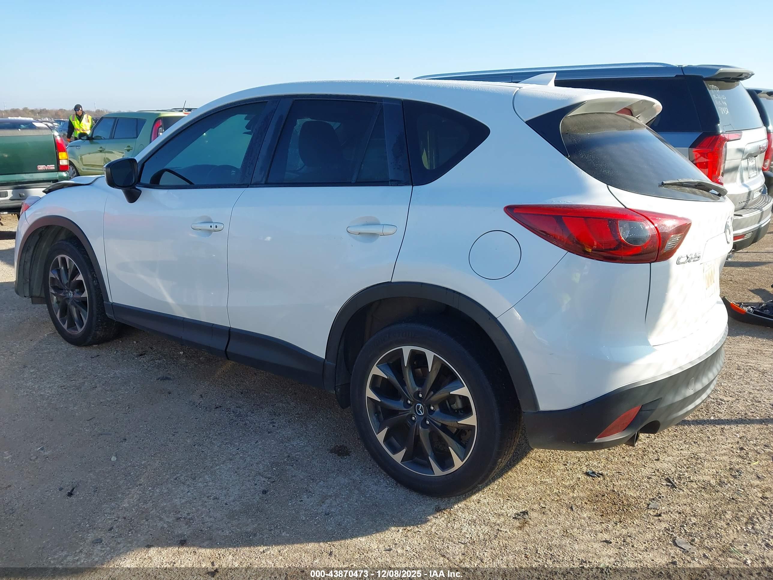 MAZDA CX-5 image 3