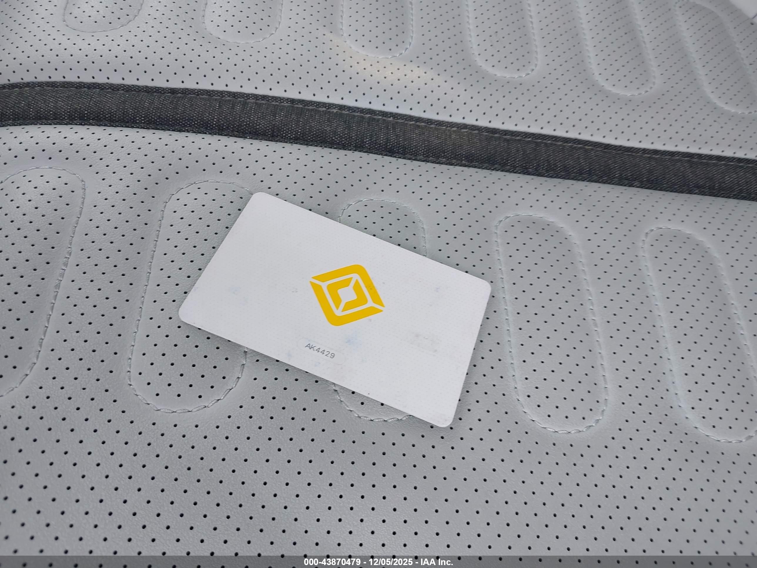 RIVIAN R1T image 11