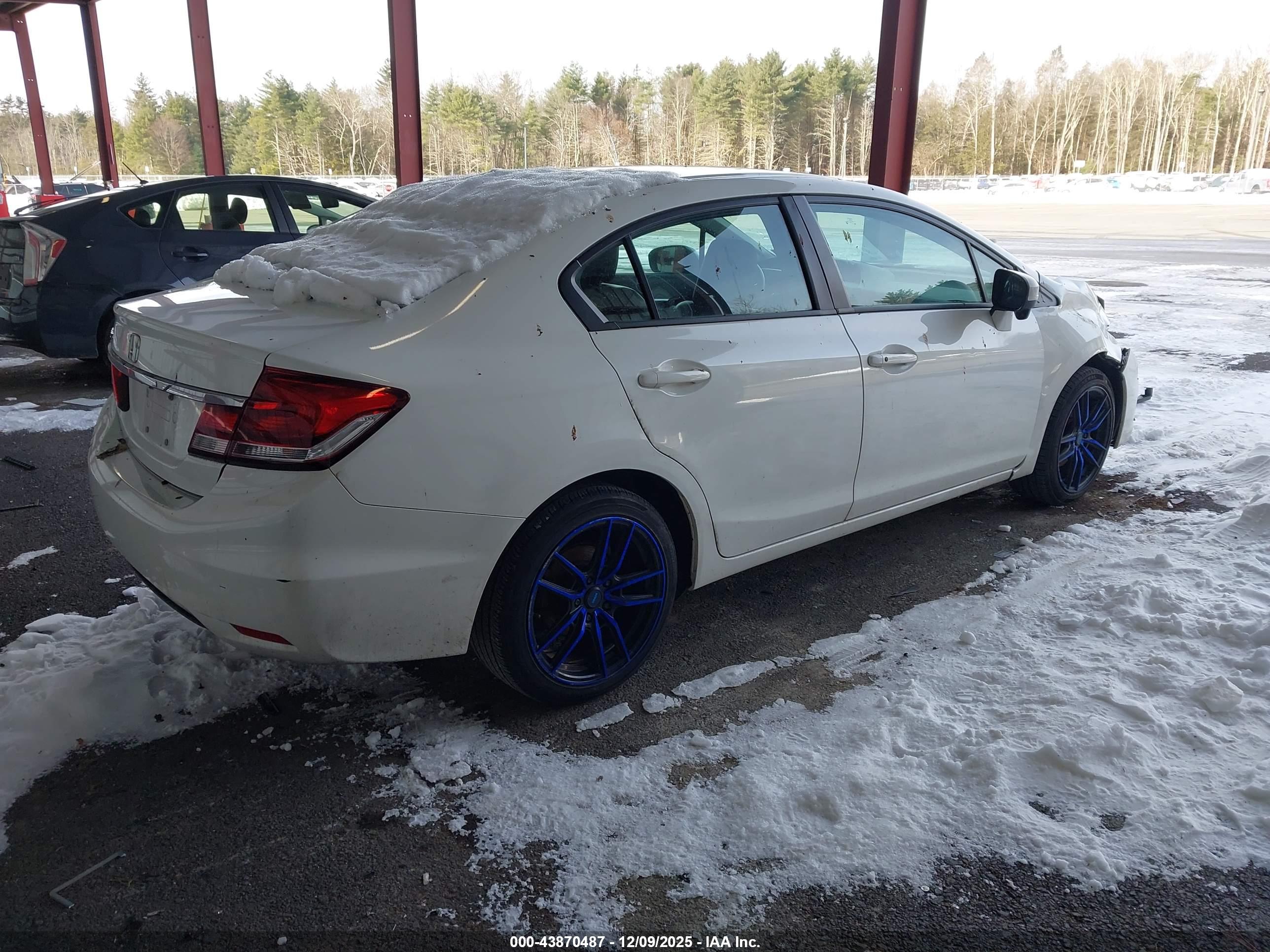 HONDA CIVIC image 4
