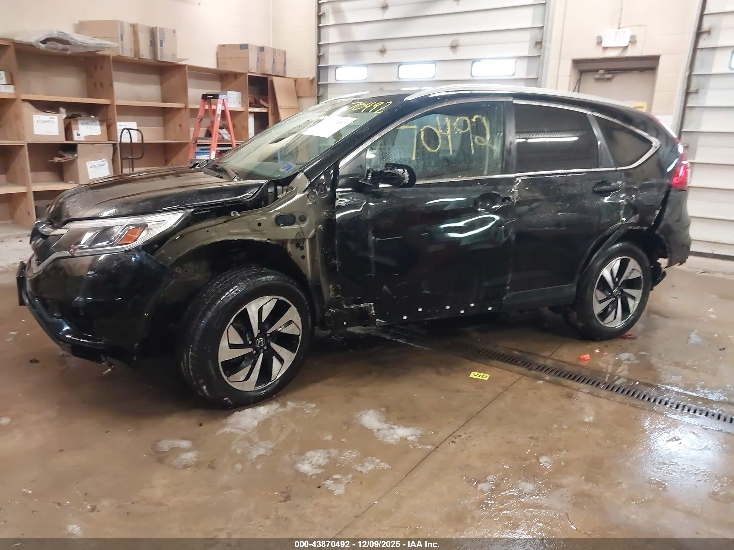 HONDA CR-V image 2