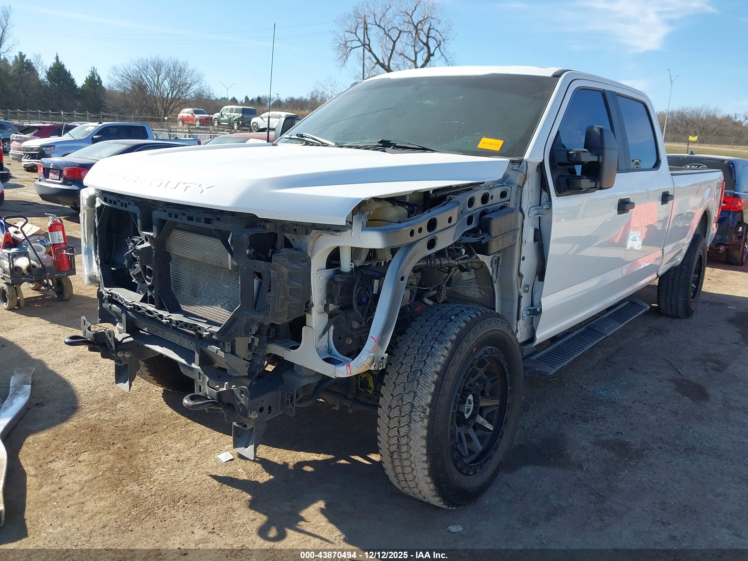 FORD F-350 image 2