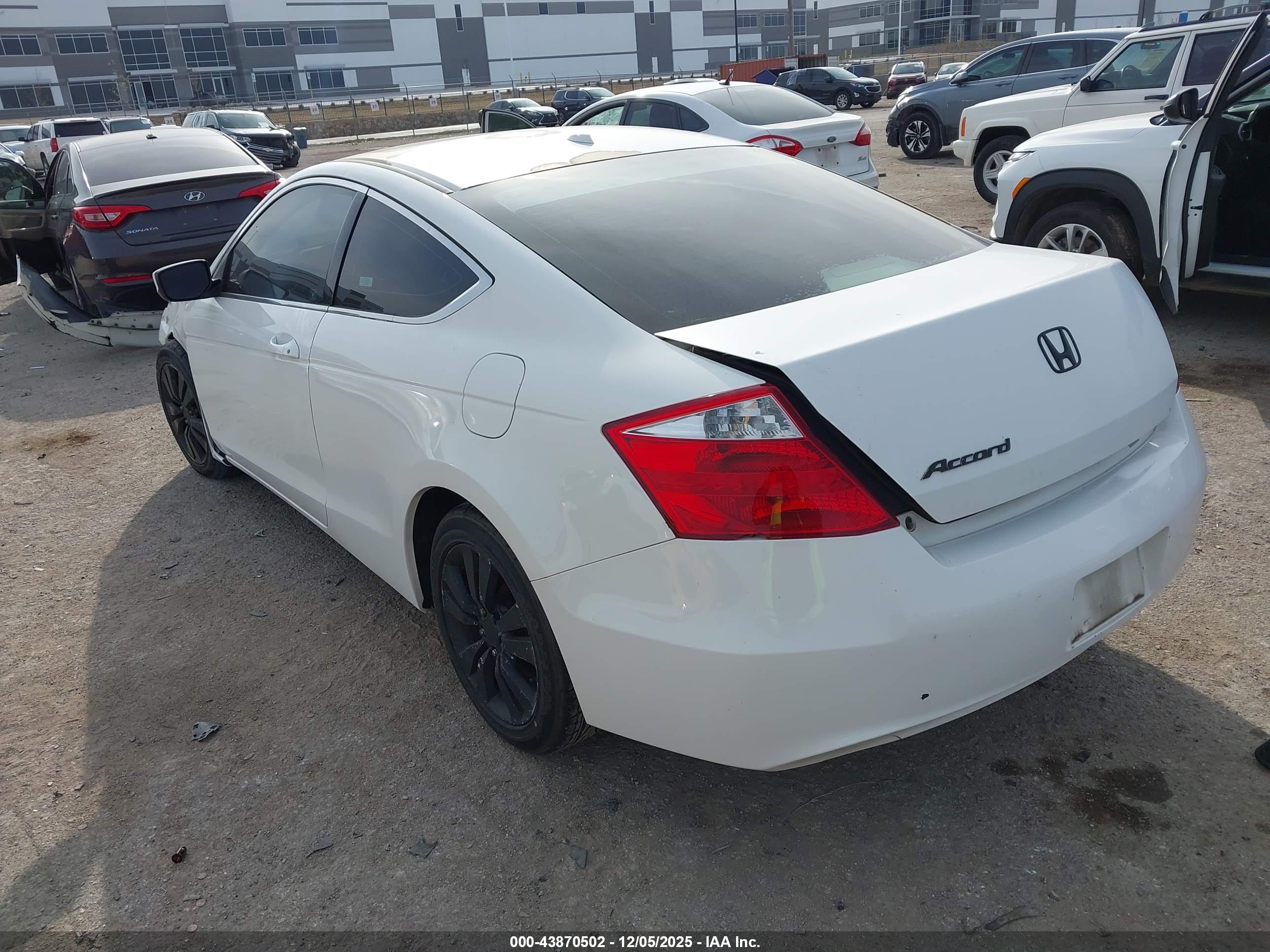 HONDA ACCORD image 3
