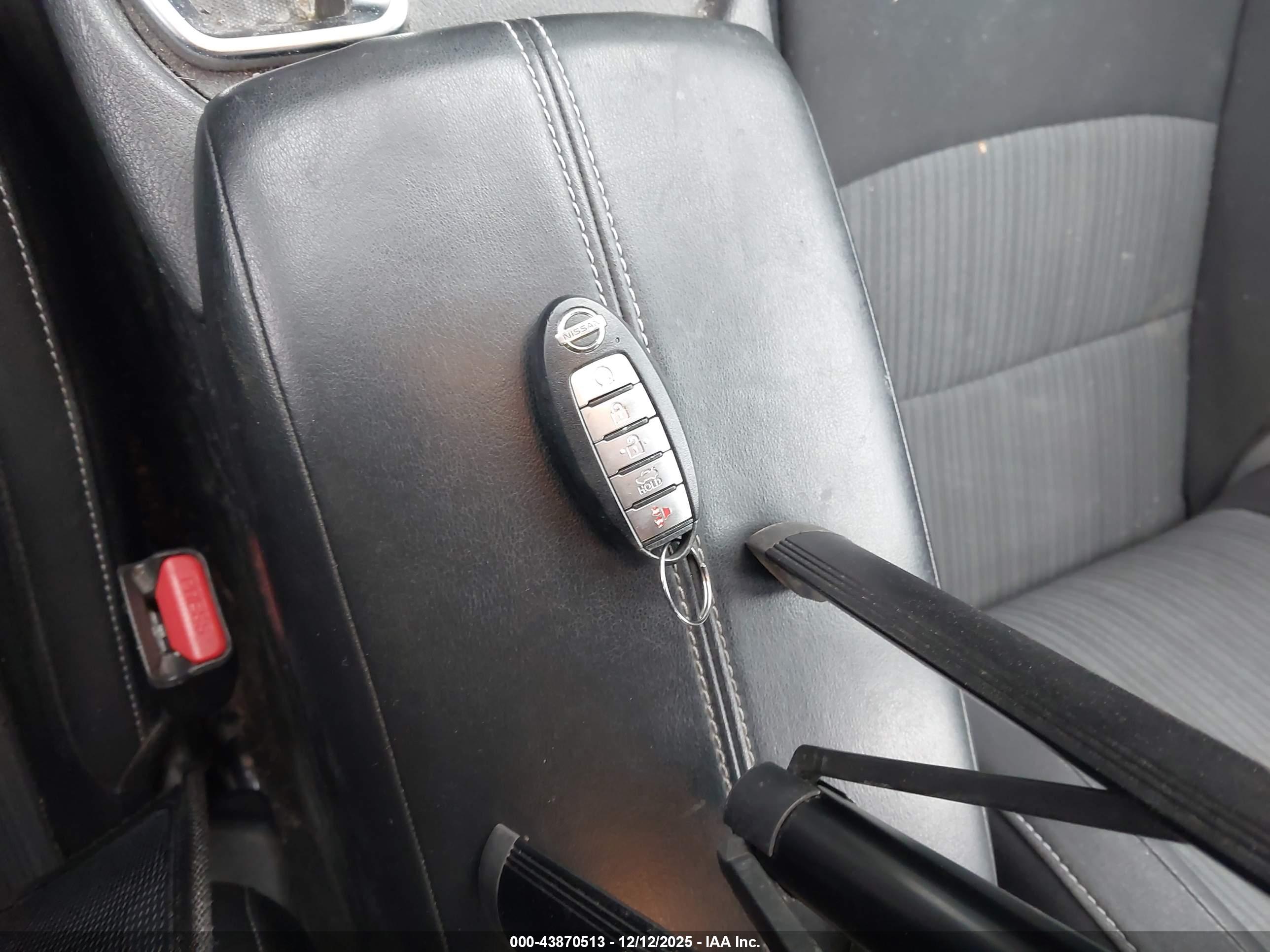 NISSAN SENTRA image 11