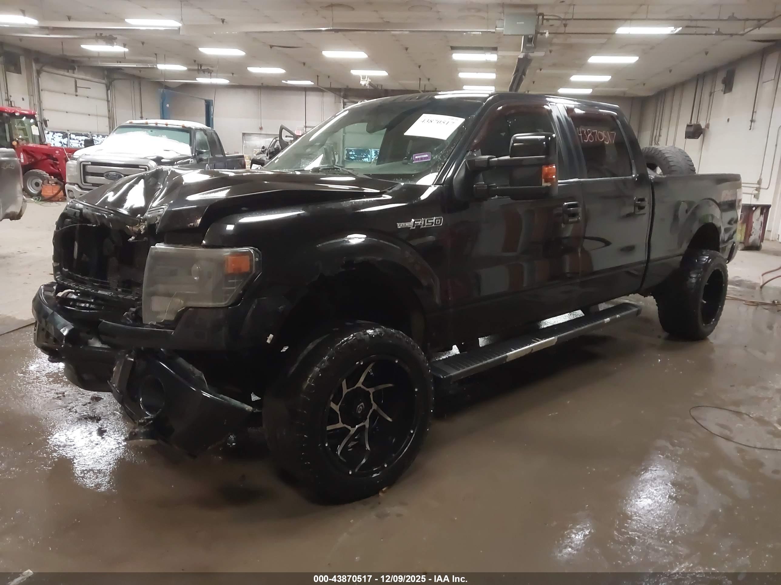 FORD F-150 image 2